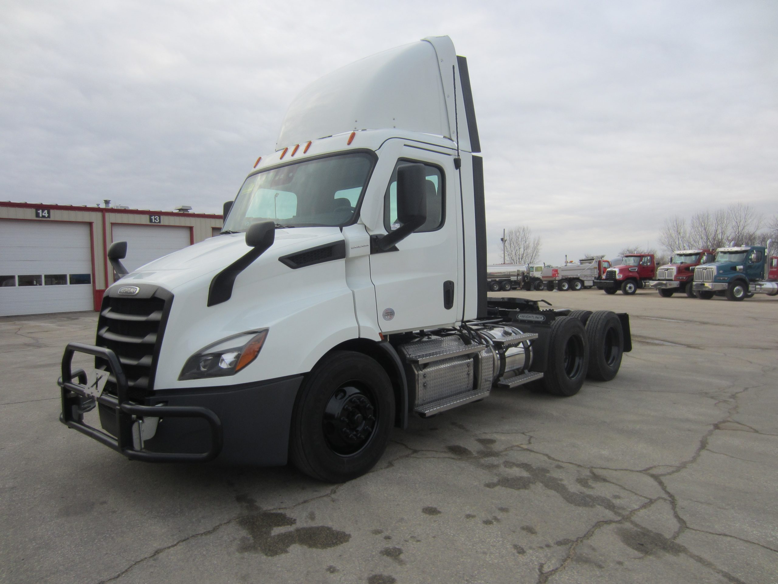 2021 Freightliner PE116DC - image 1 of 6