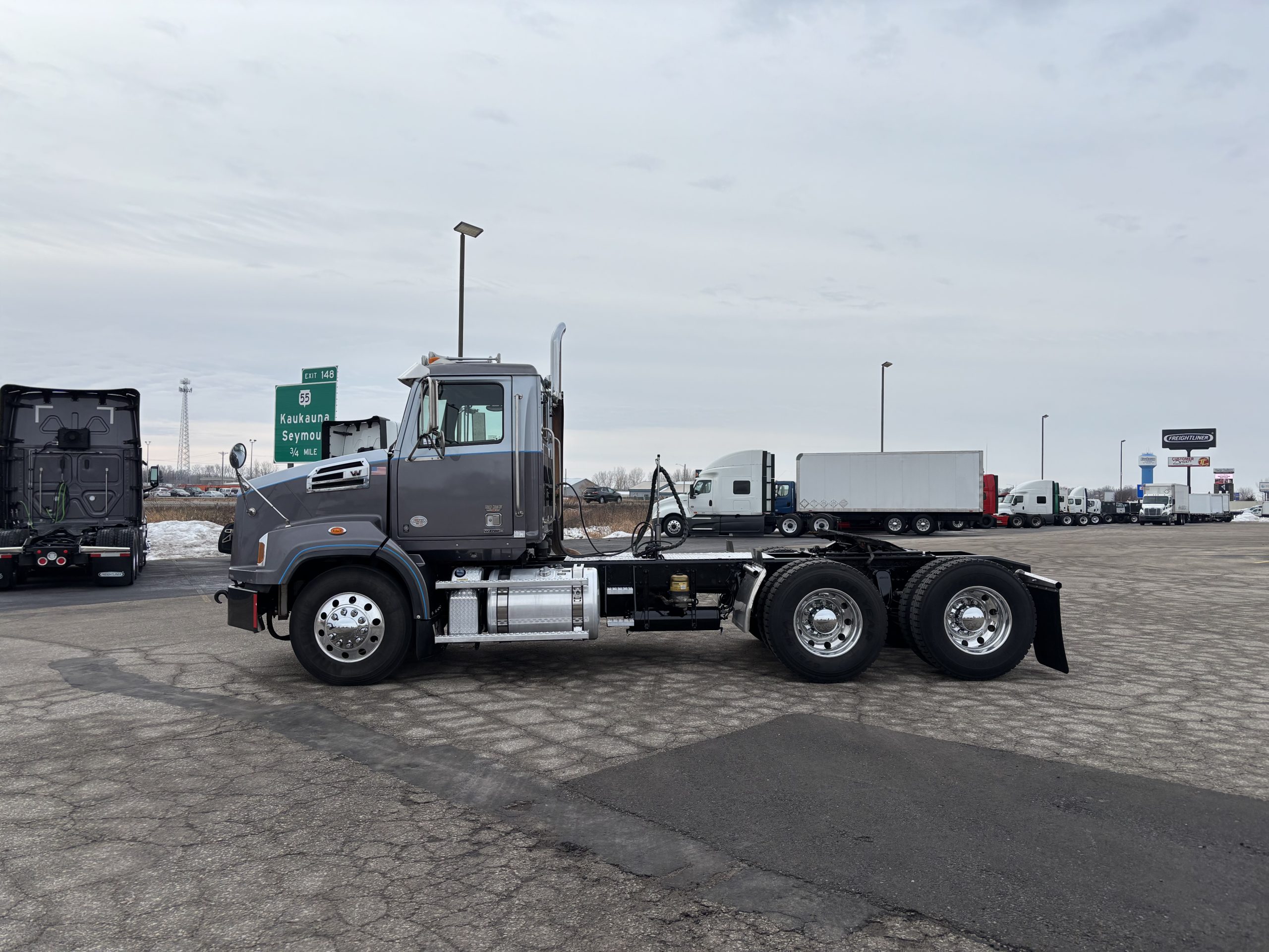 2021 Western Star 4700SB - image 6 of 6