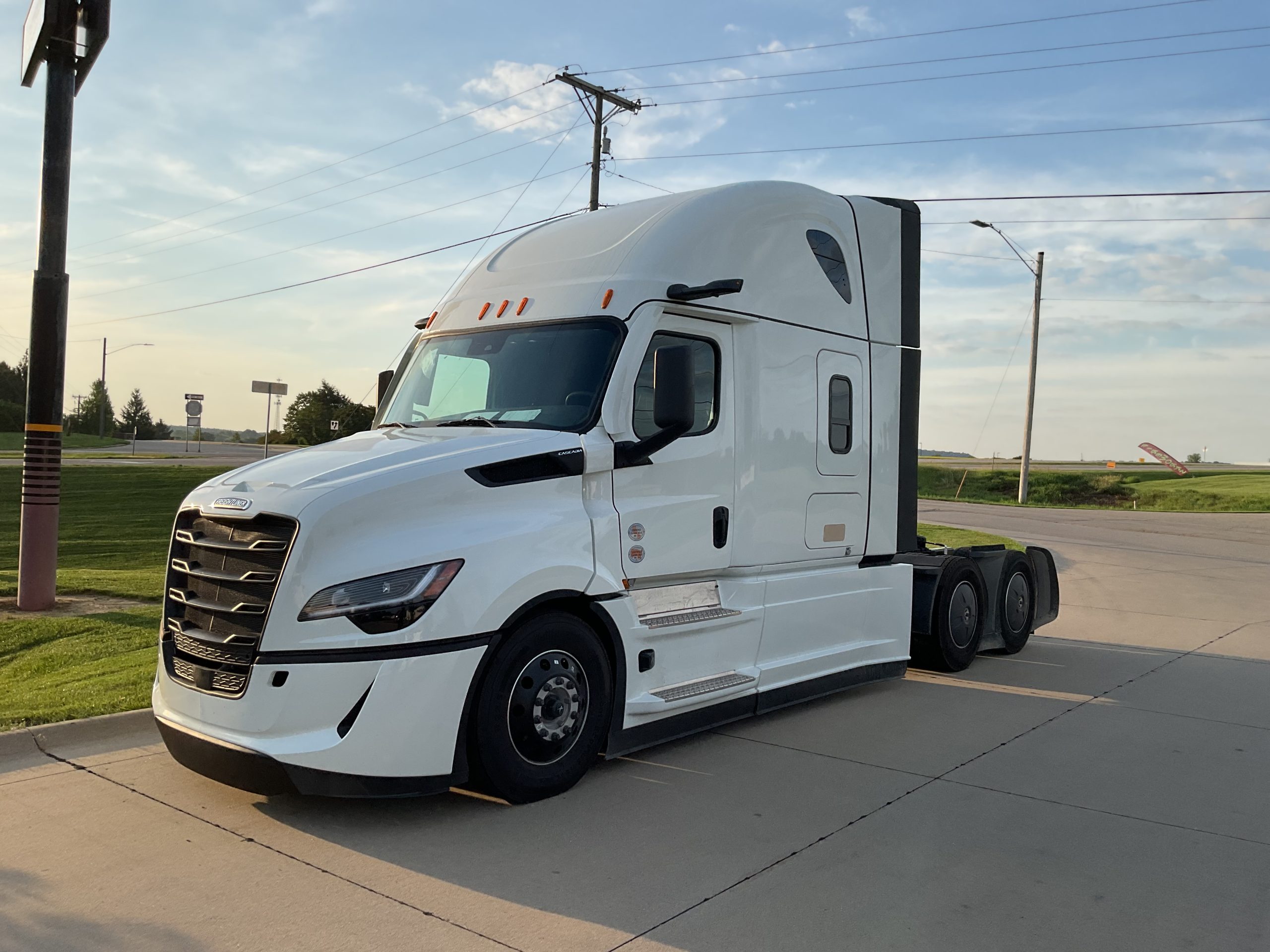 2026 Freightliner - image 1