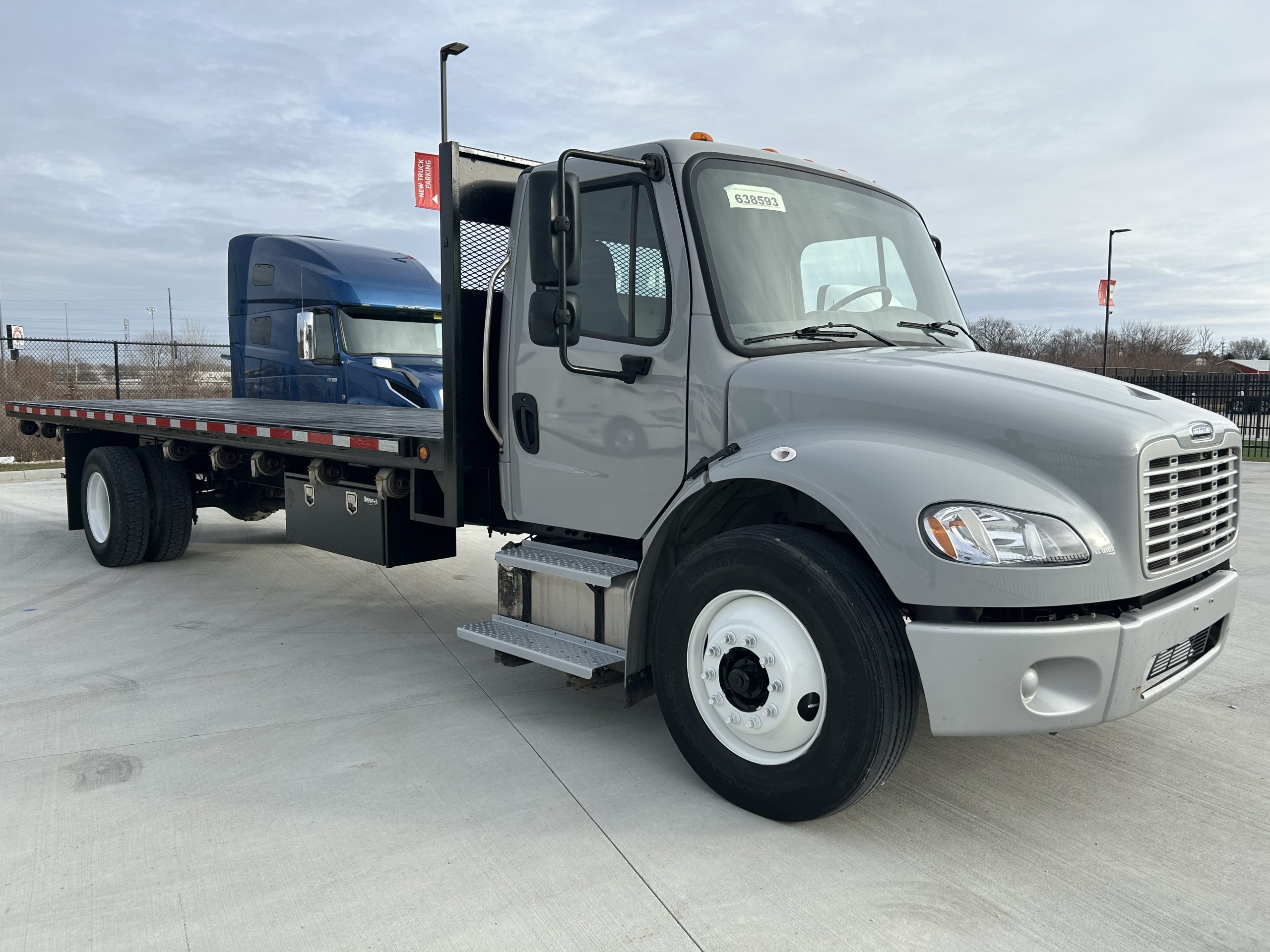 2020 Freightliner M2 106 068Rf00000Y37eN 2020 Freightliner M2 106 068Rf00000Y37eN