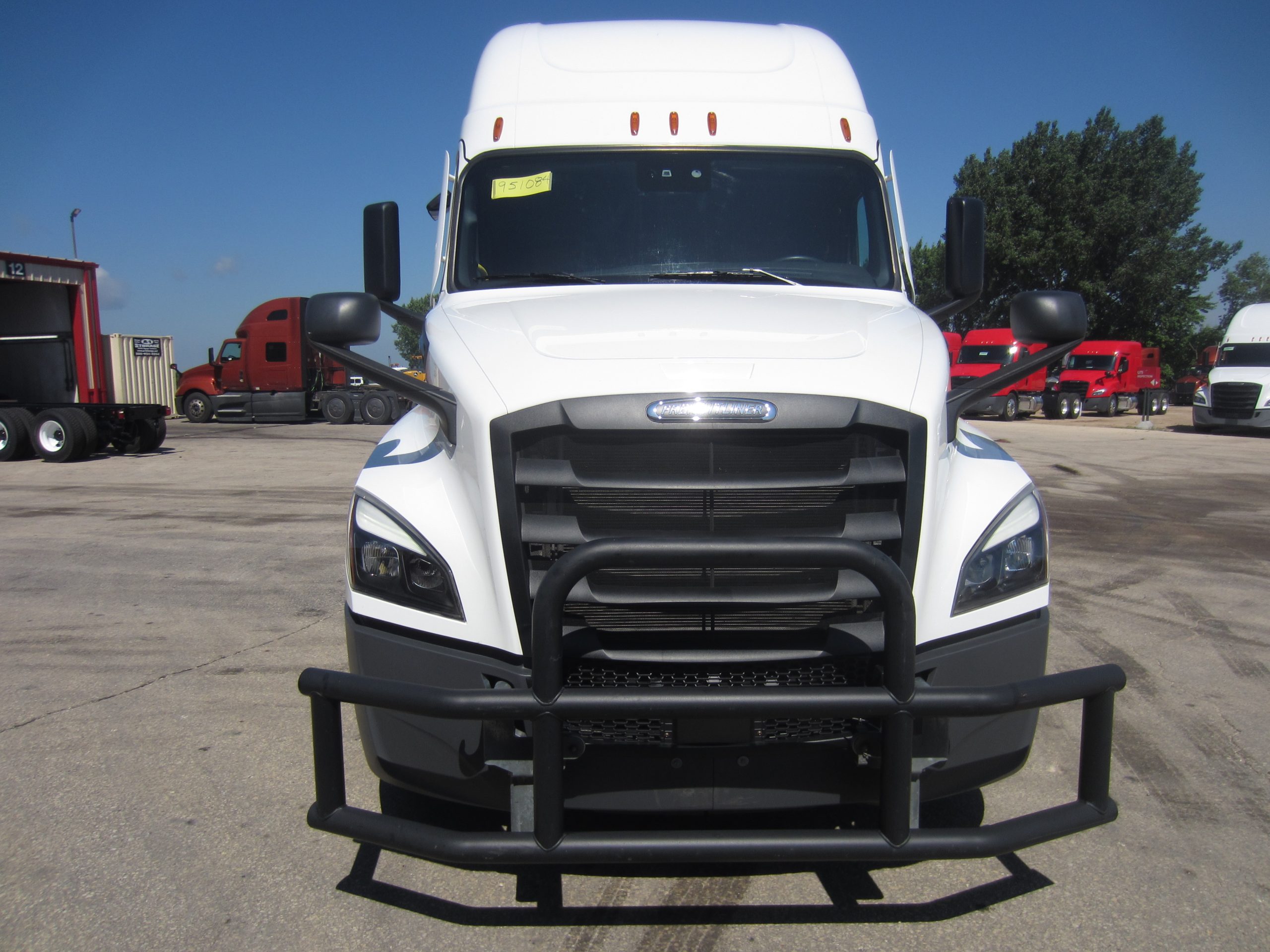 2023 Freightliner PT126 - image 2 of 6