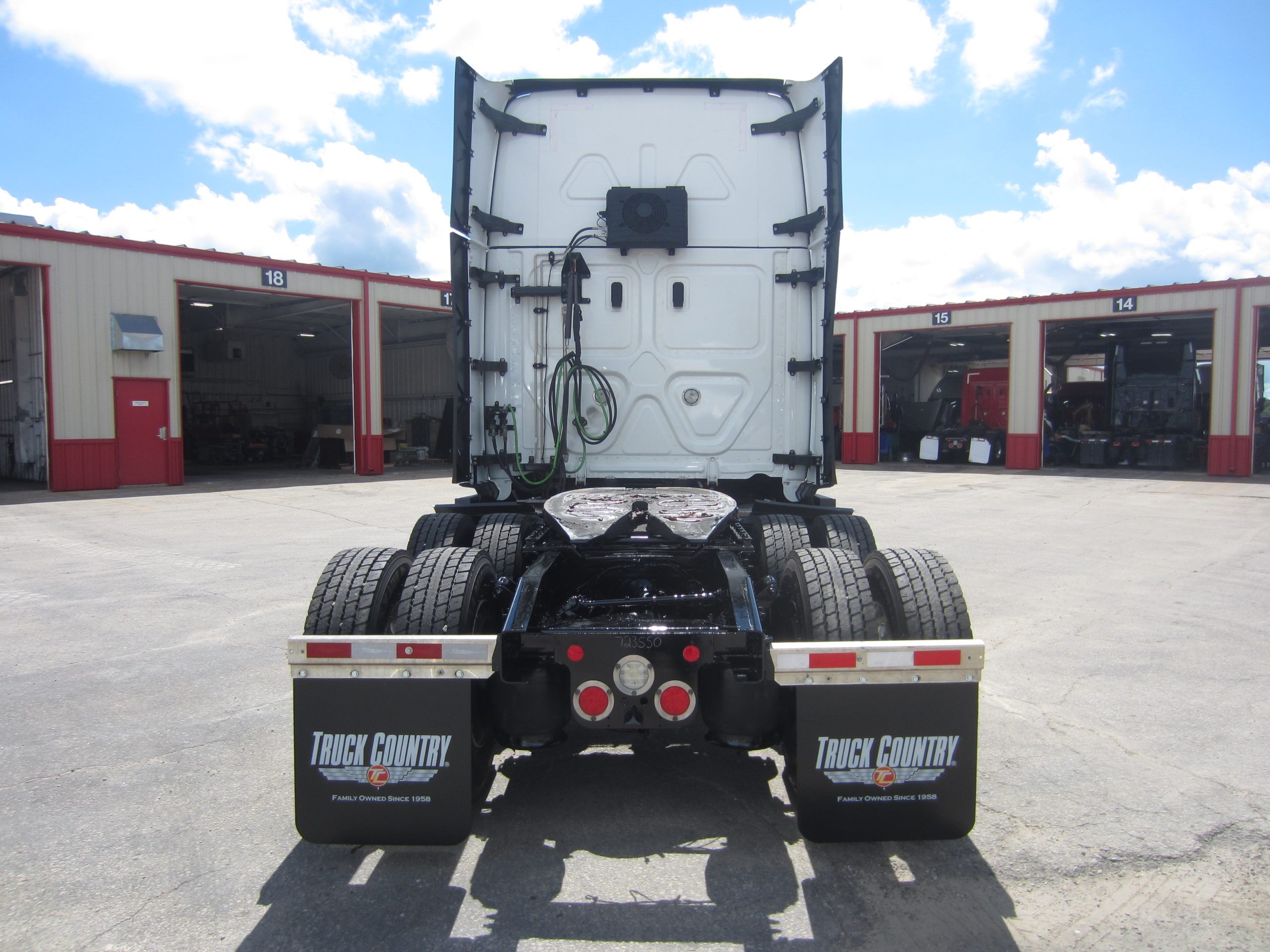 2022 Freightliner PT126 - image 4 of 6