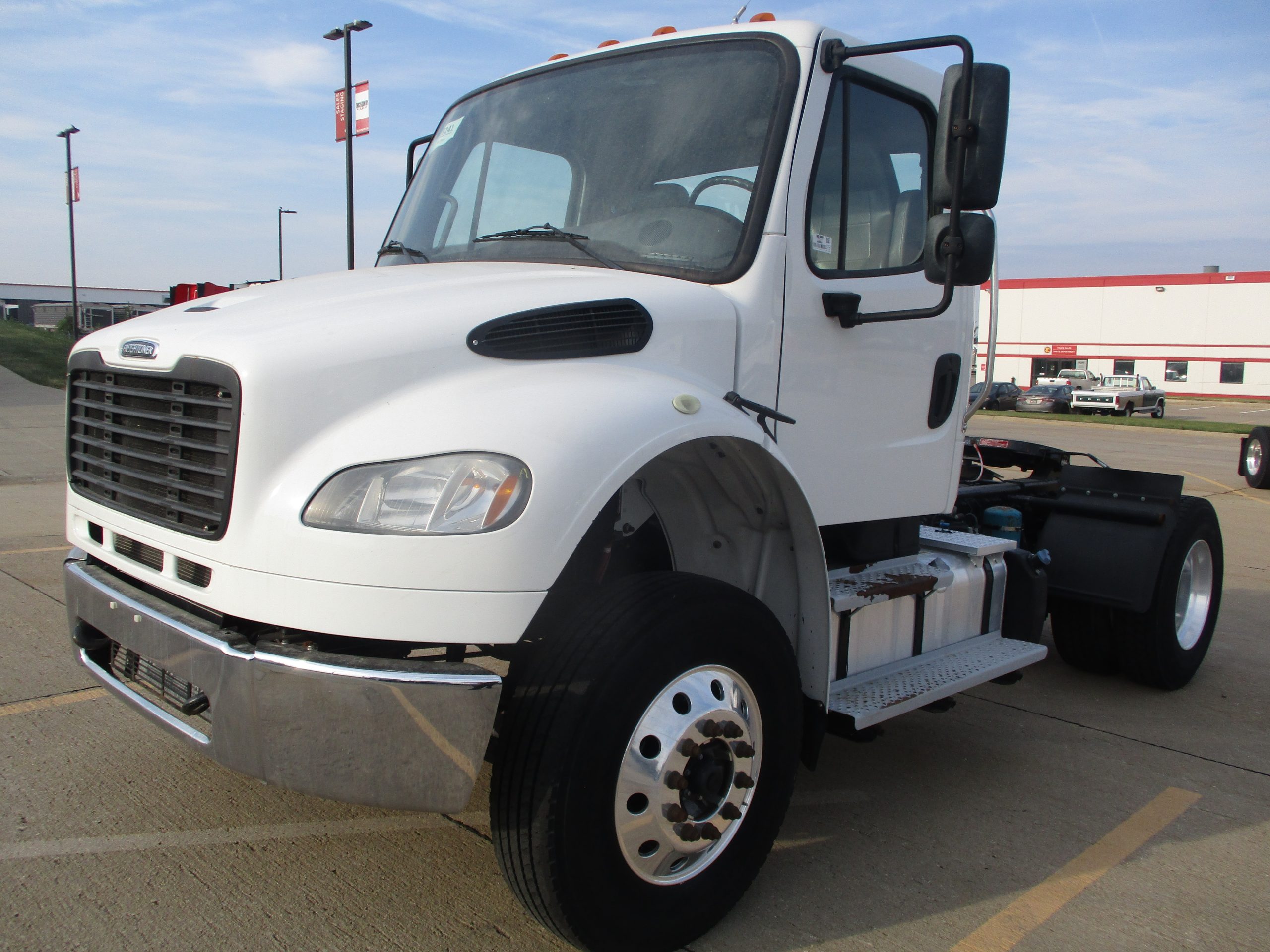 2020 Freightliner M2 106 - image 1 of 6
