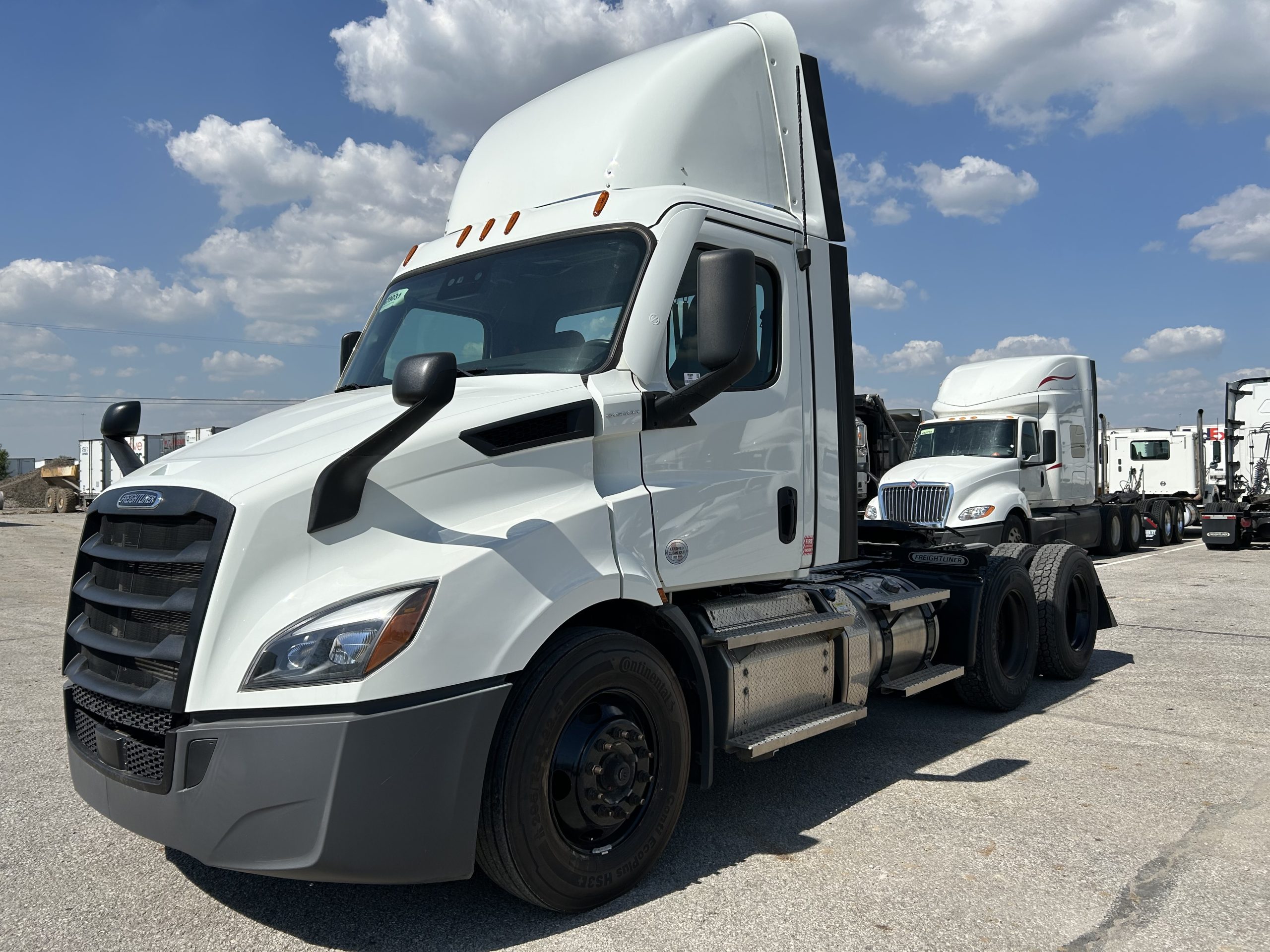 2021 Freightliner PE116DC - image 1 of 5
