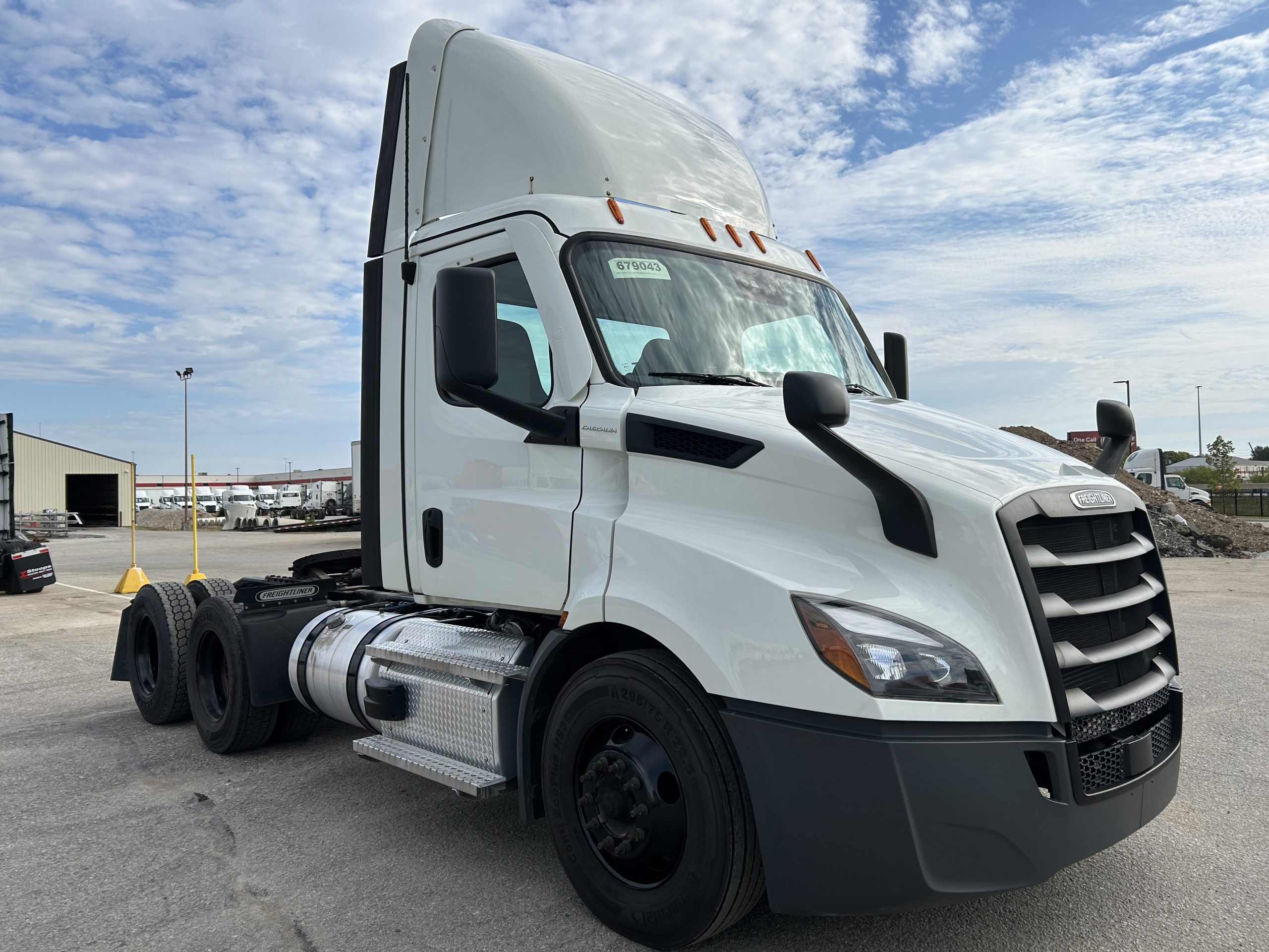 2021 Freightliner PE116DC - image 3 of 5