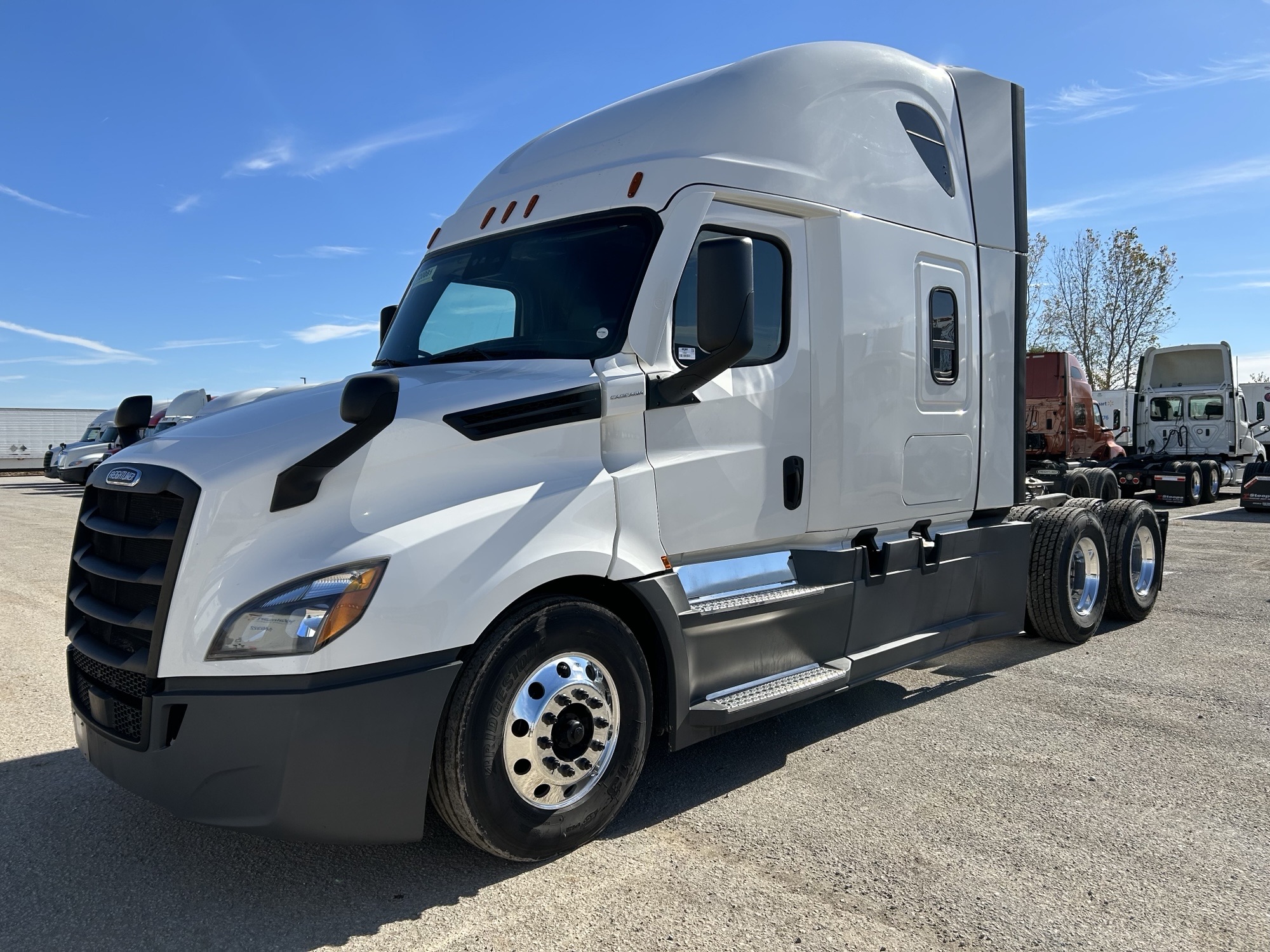 2023 Freightliner PT126SLP - image 1 of 6