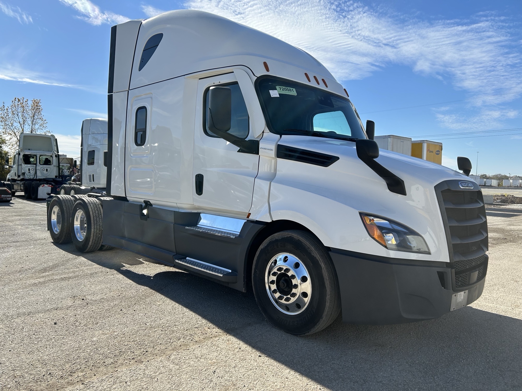 2023 Freightliner PT126SLP - image 3 of 6