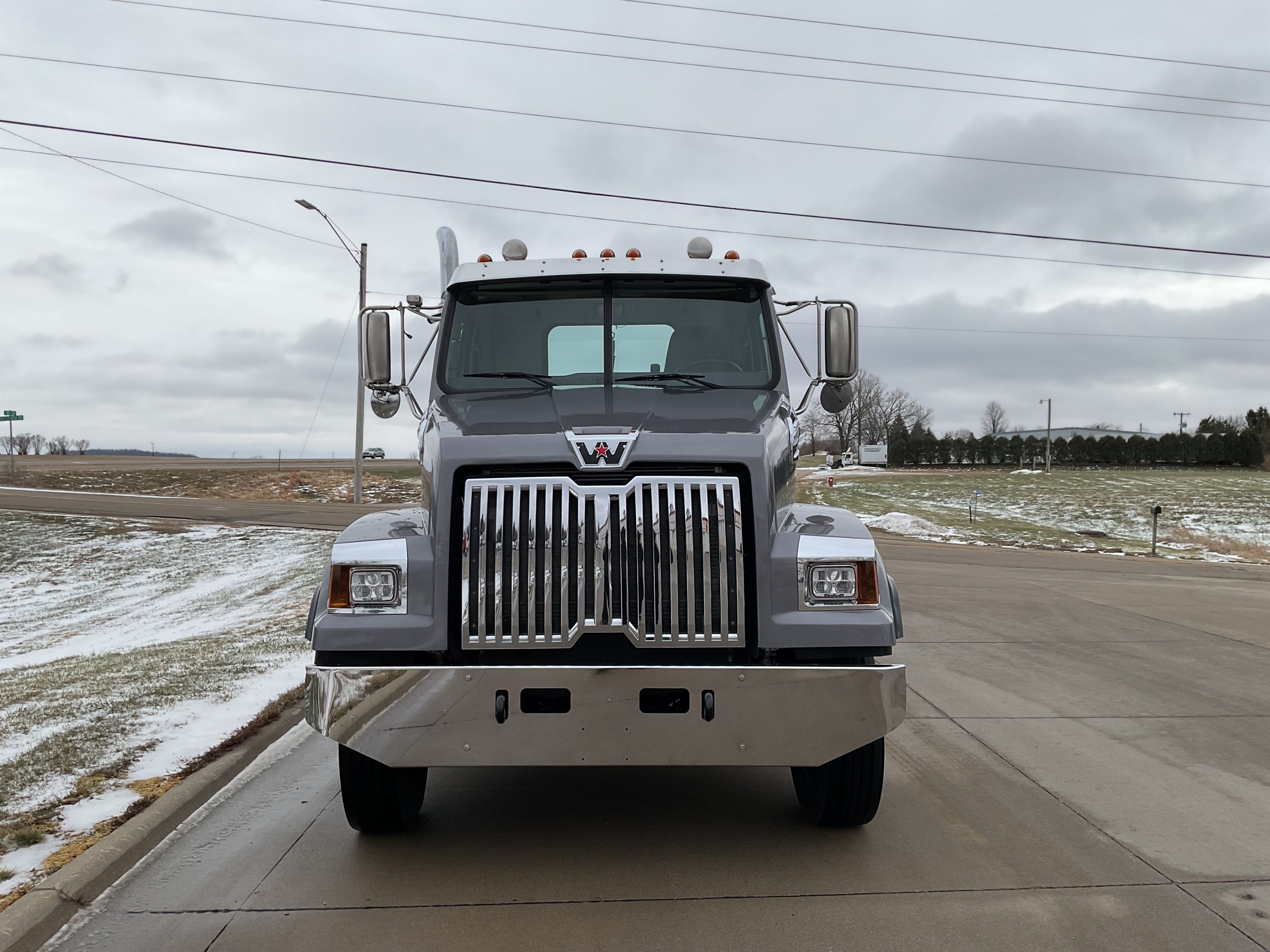 2020 Western Star 4700SF - image 2 of 6