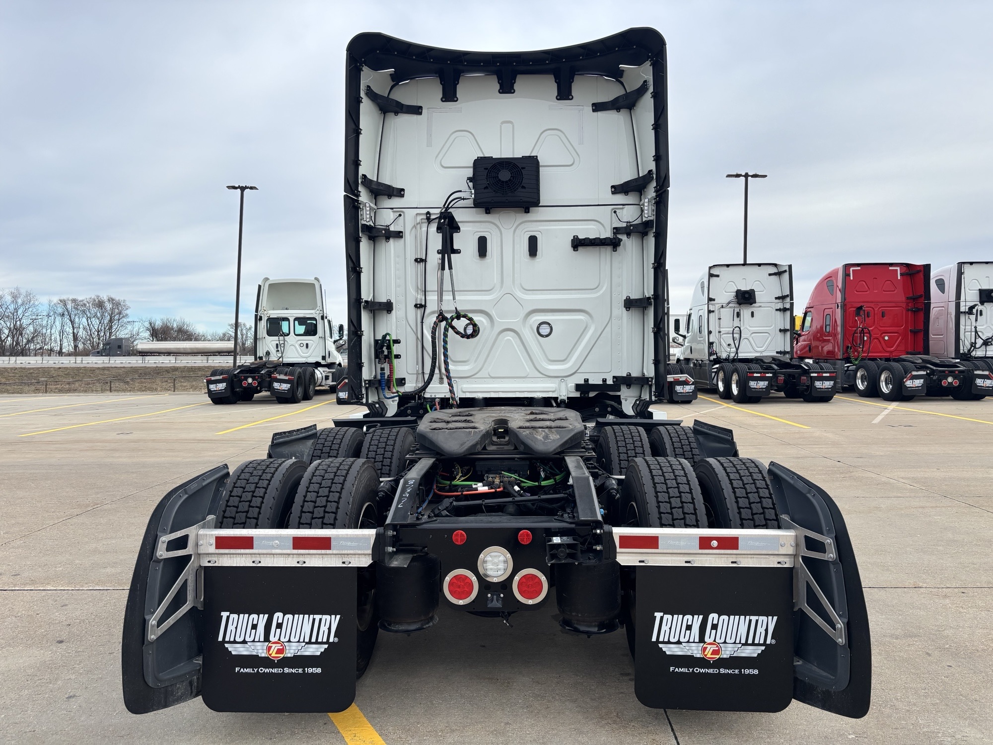 2026 Freightliner - image 4