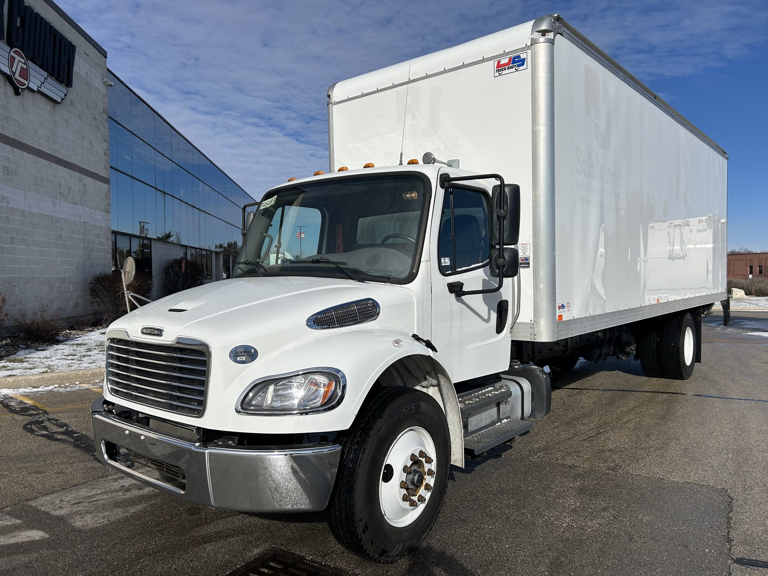 2023 Freightliner M2 106 - image 1