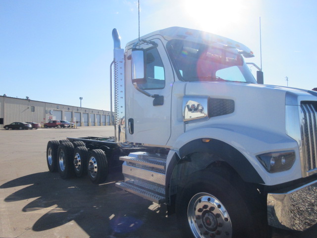 2026 Western Star 47X - image 3 of 6