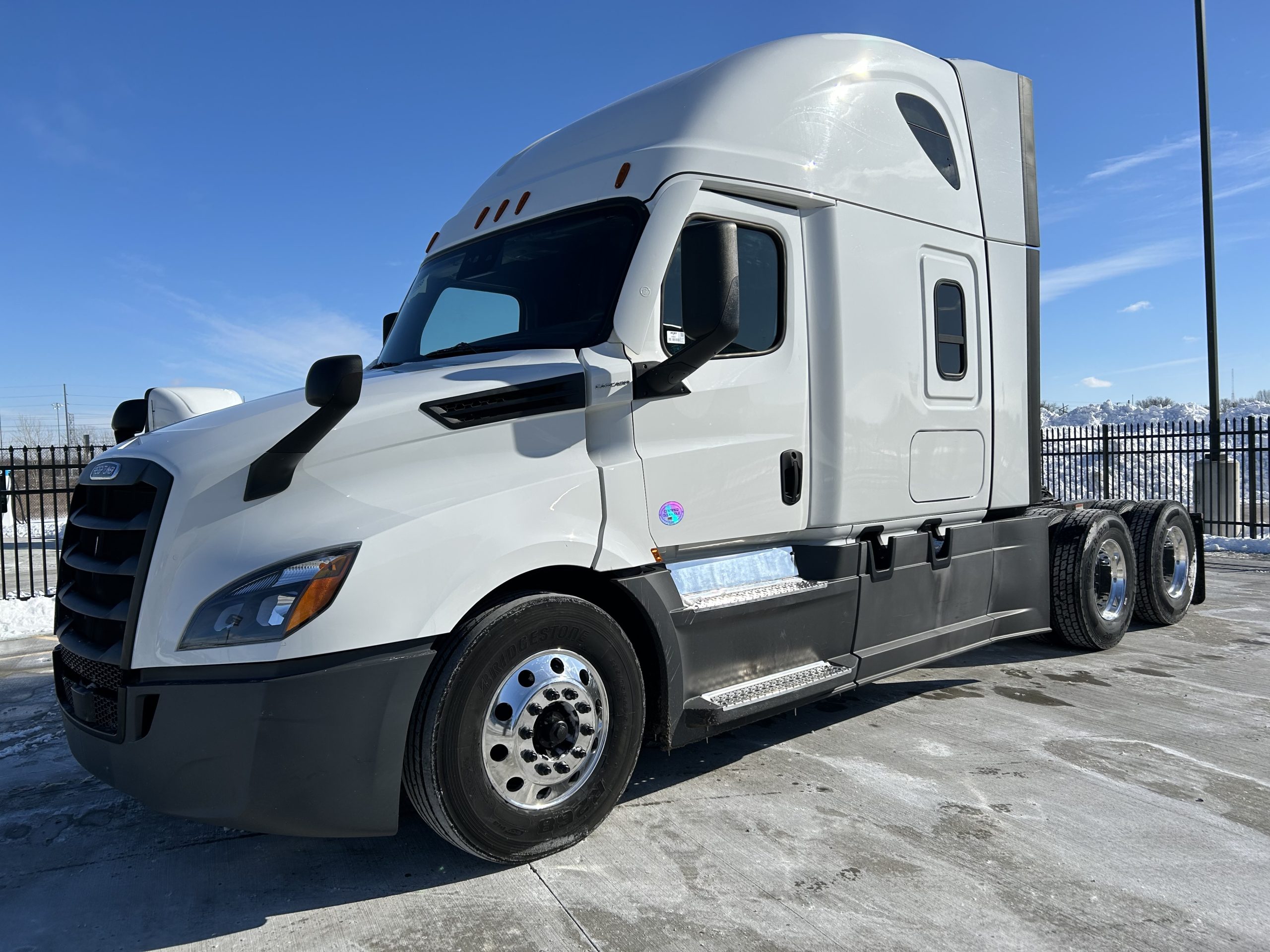2023 Freightliner PT126SLP - image 1 of 6
