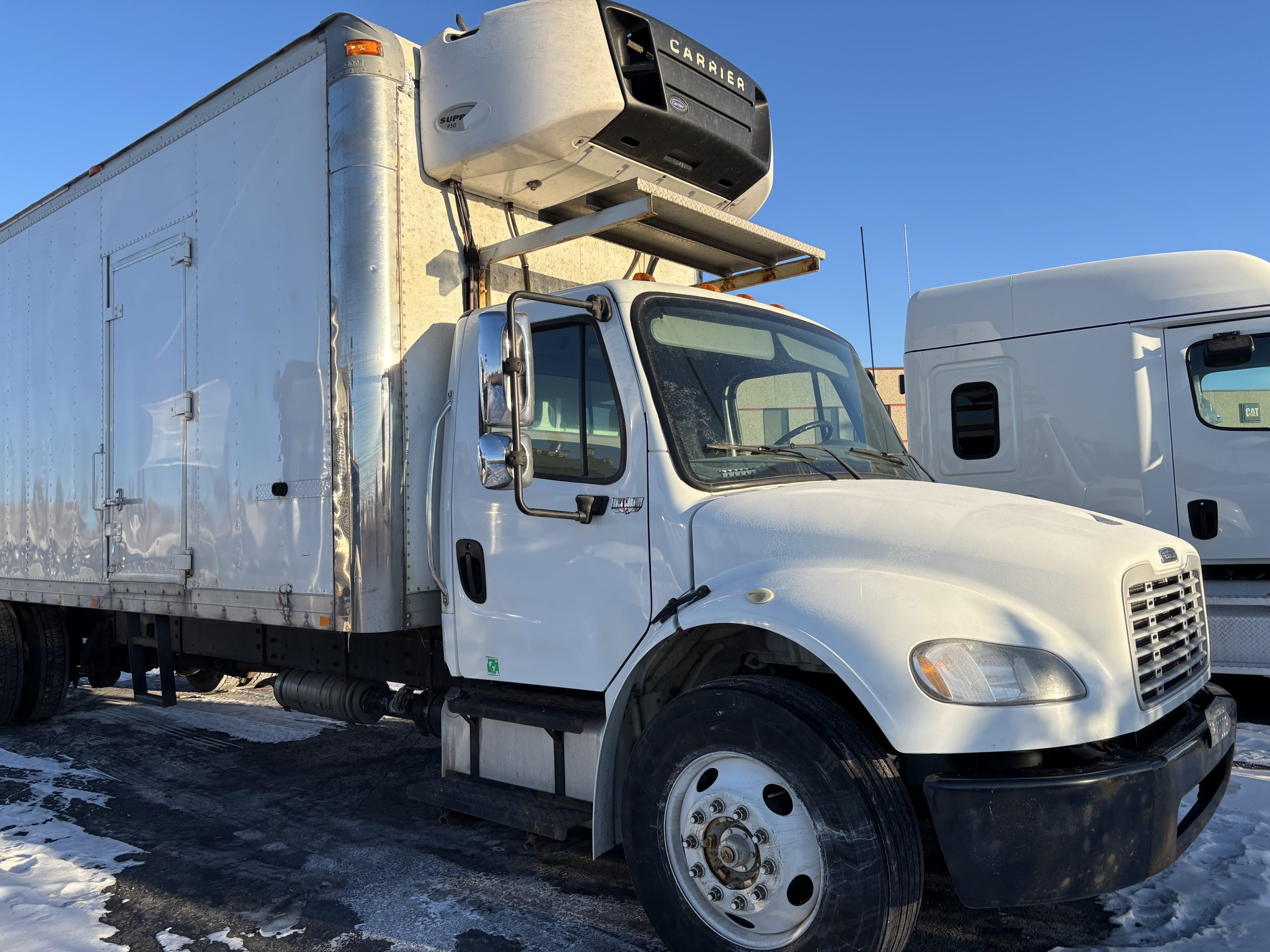 2014 Freightliner - image 2