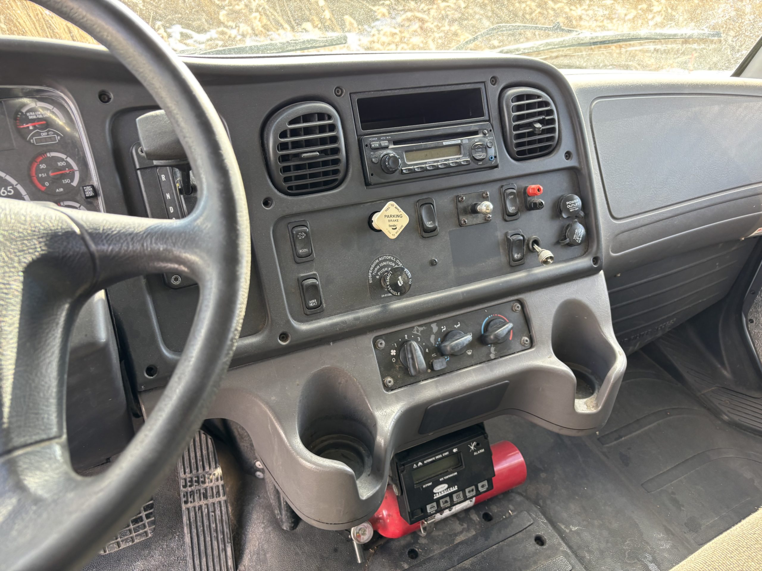 2014 Freightliner - image 4