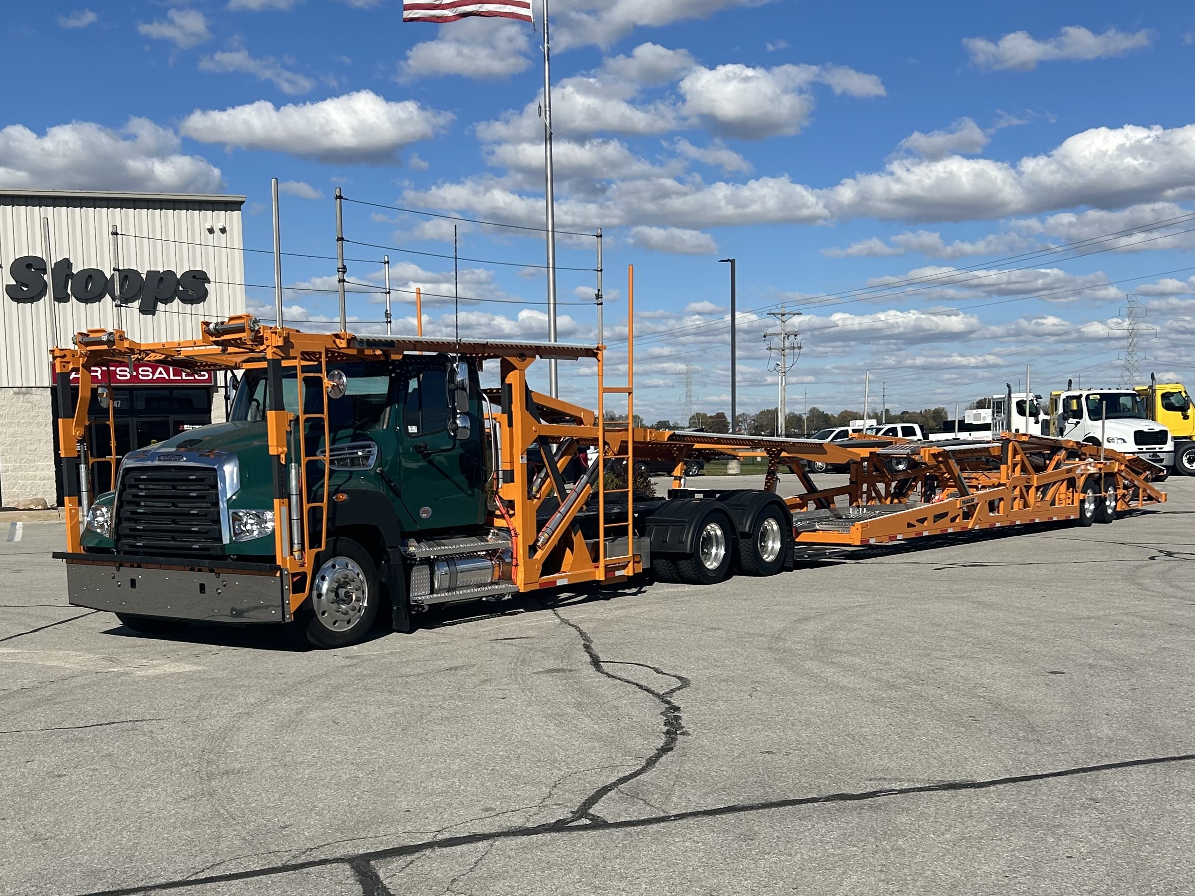 2024 Freightliner 114SD - image 4