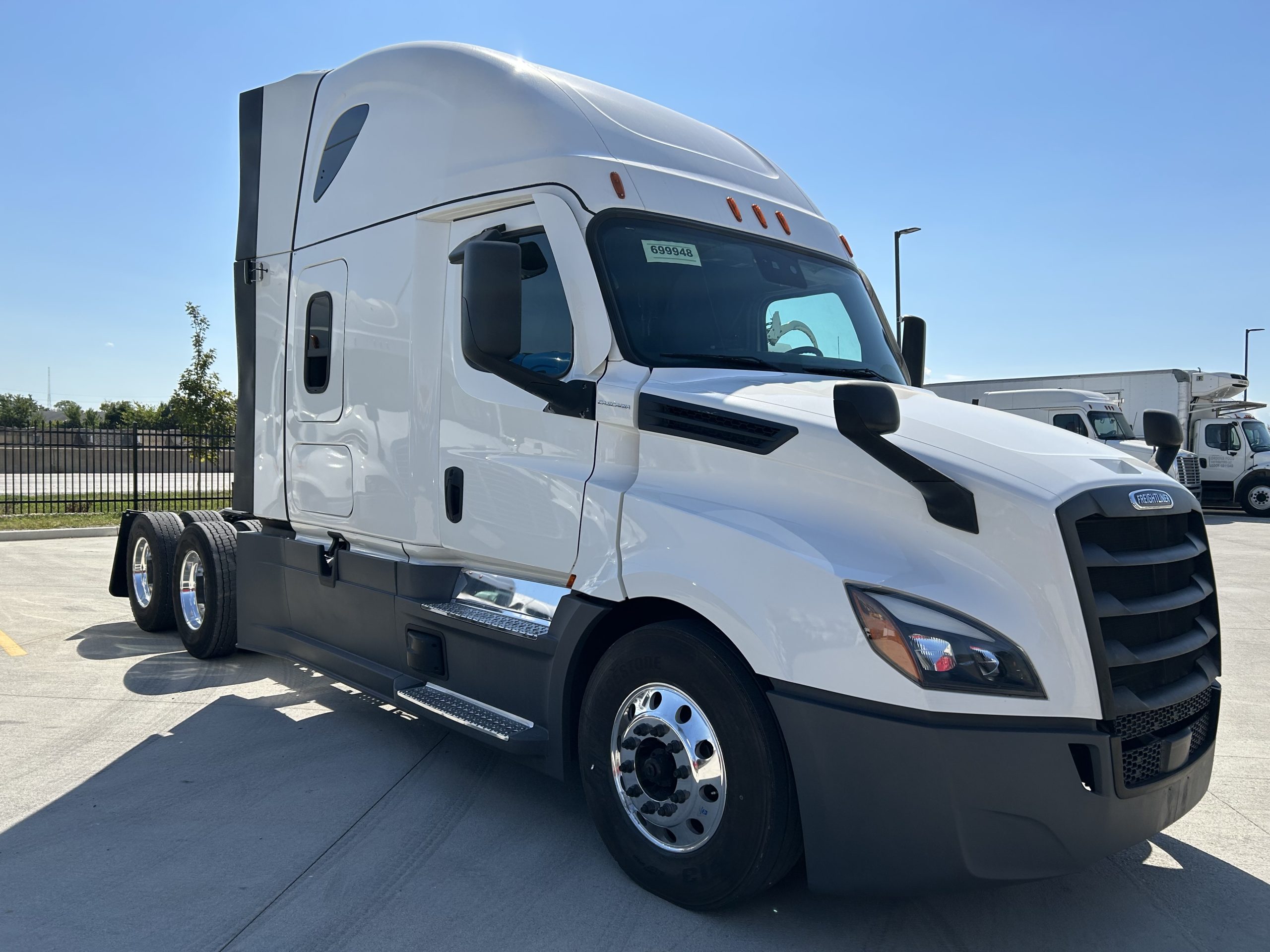 2021 Freightliner - image 3