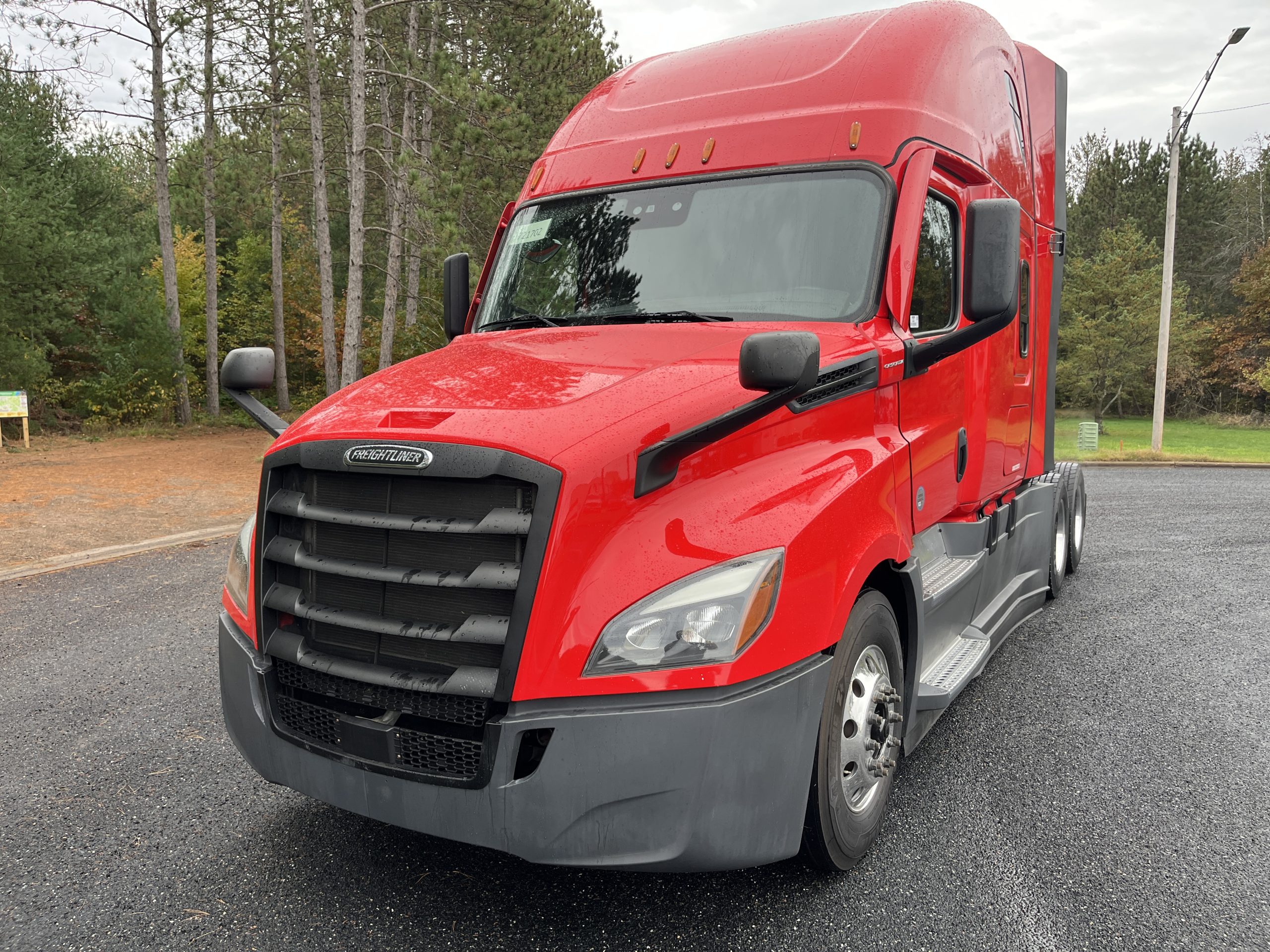 2022 Freightliner - image 2