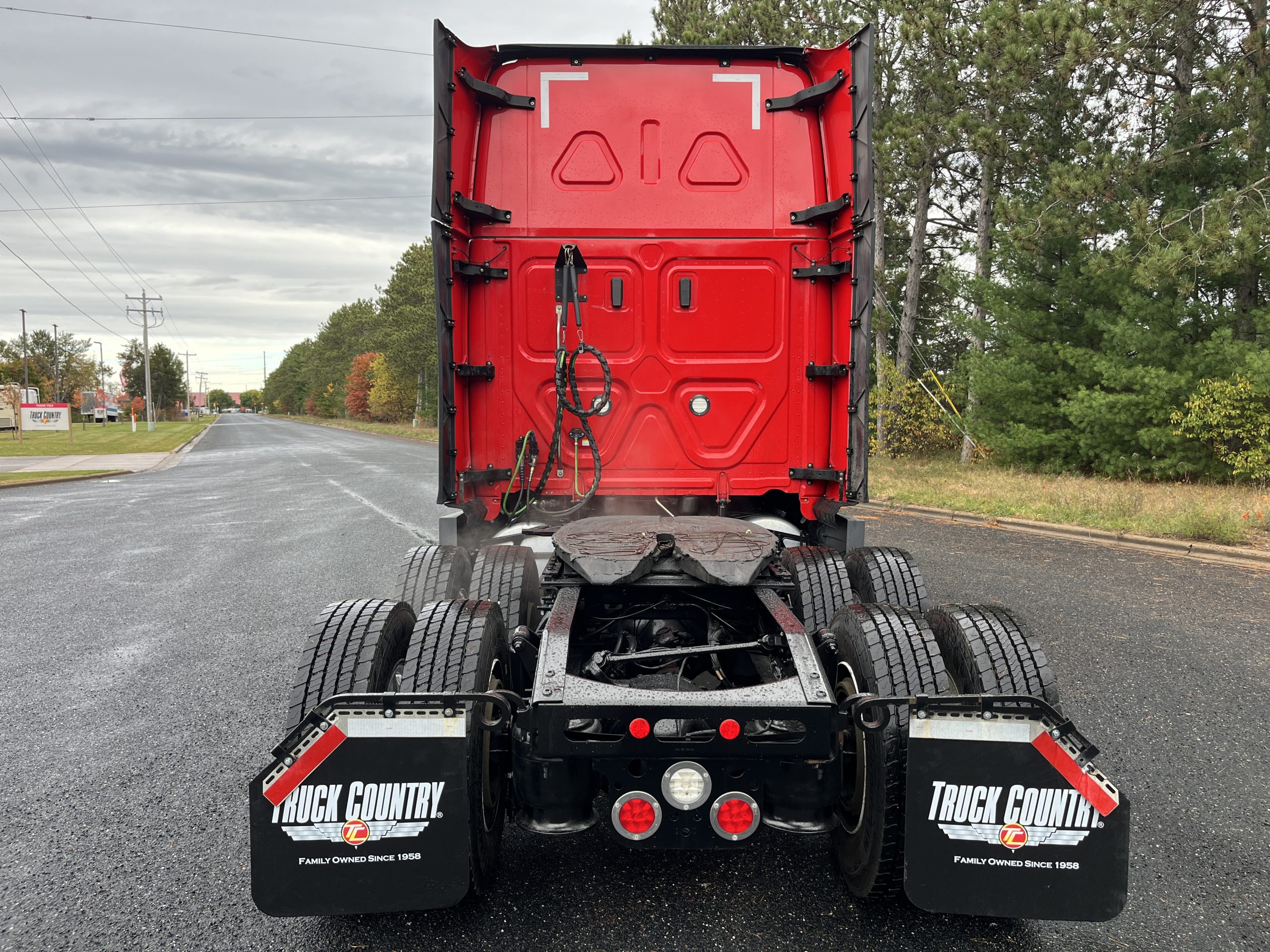 2022 Freightliner - image 5