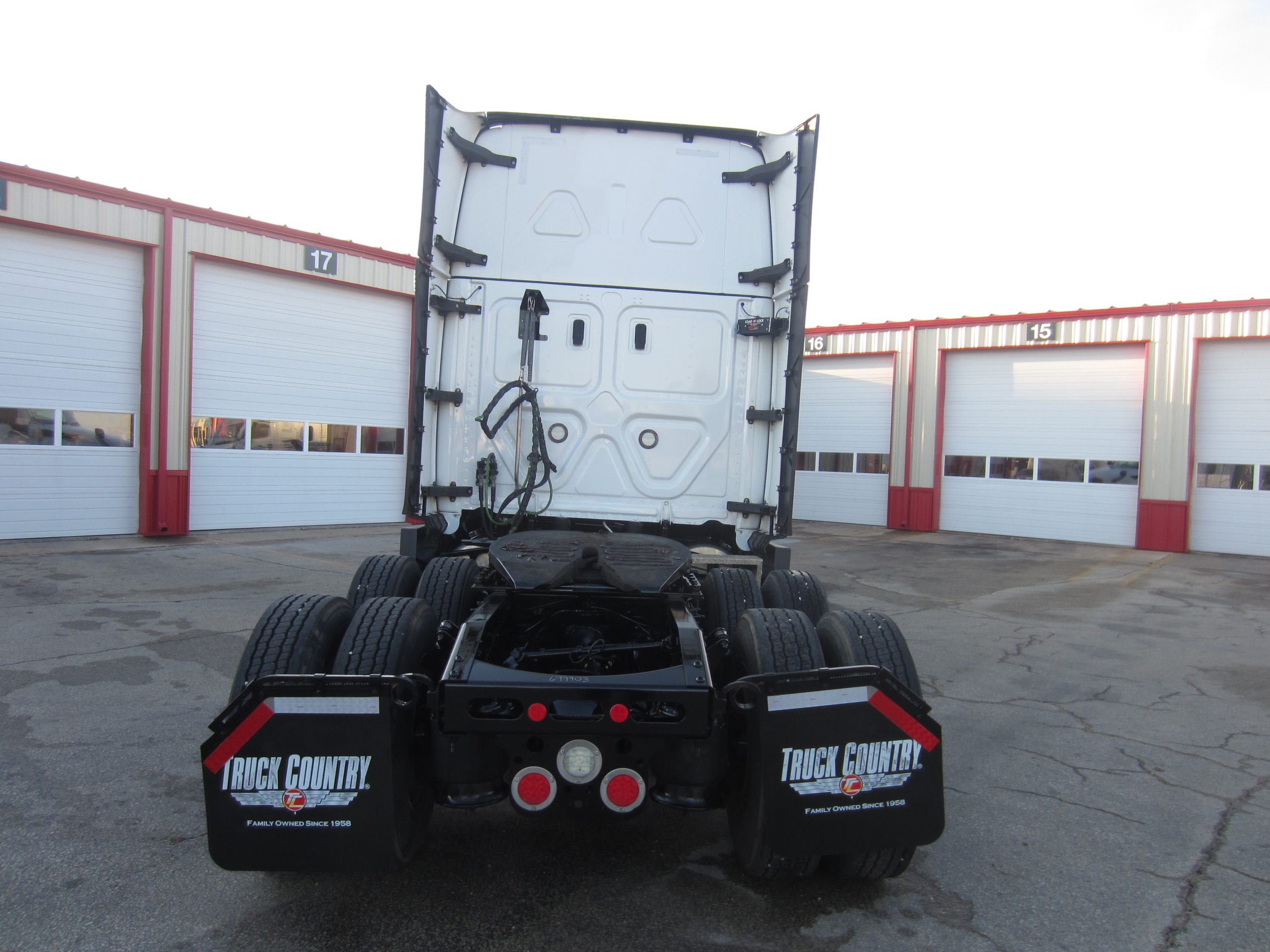 2021 Freightliner - image 4