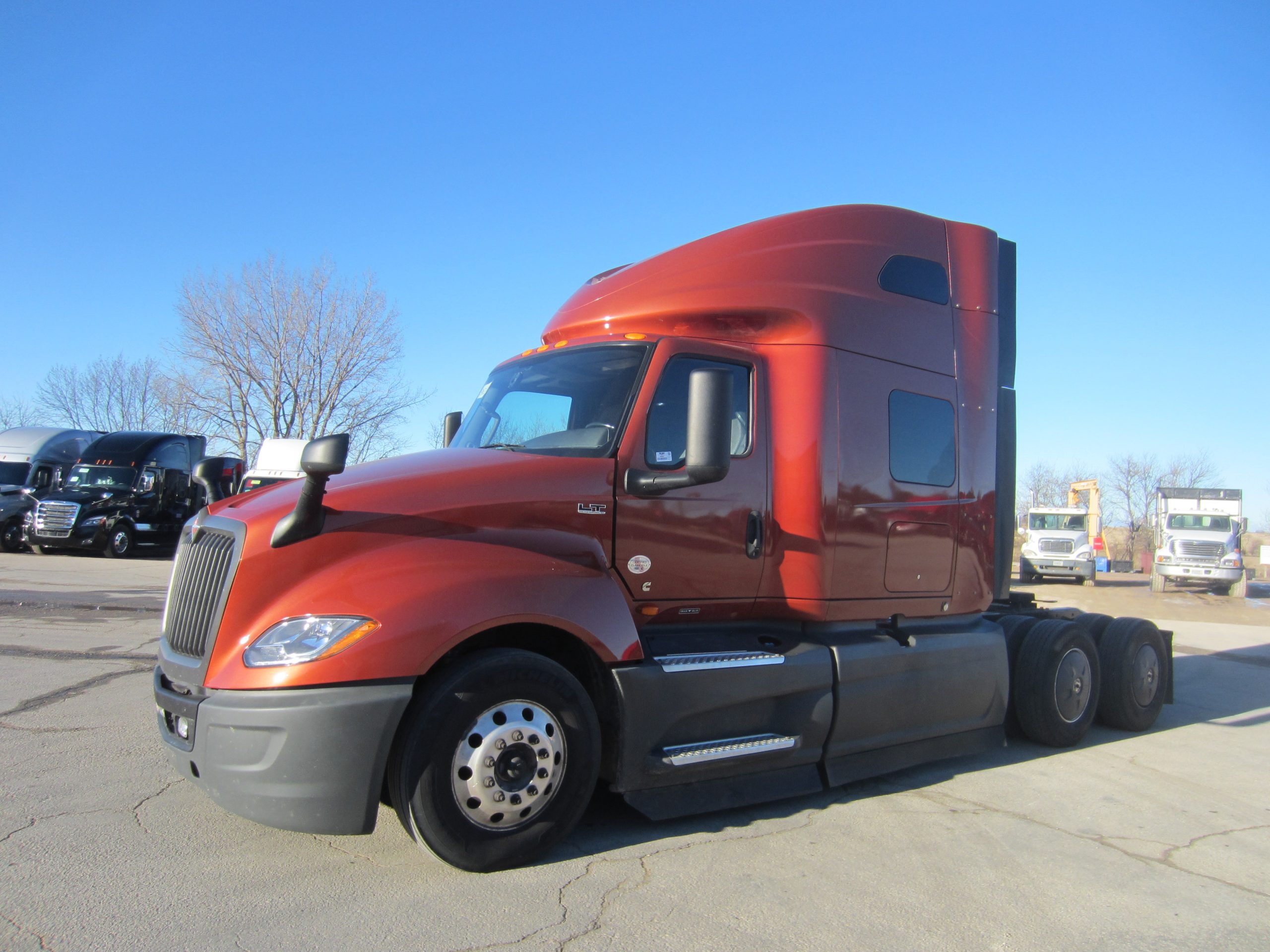 2023 International LT625 - image 1 of 6