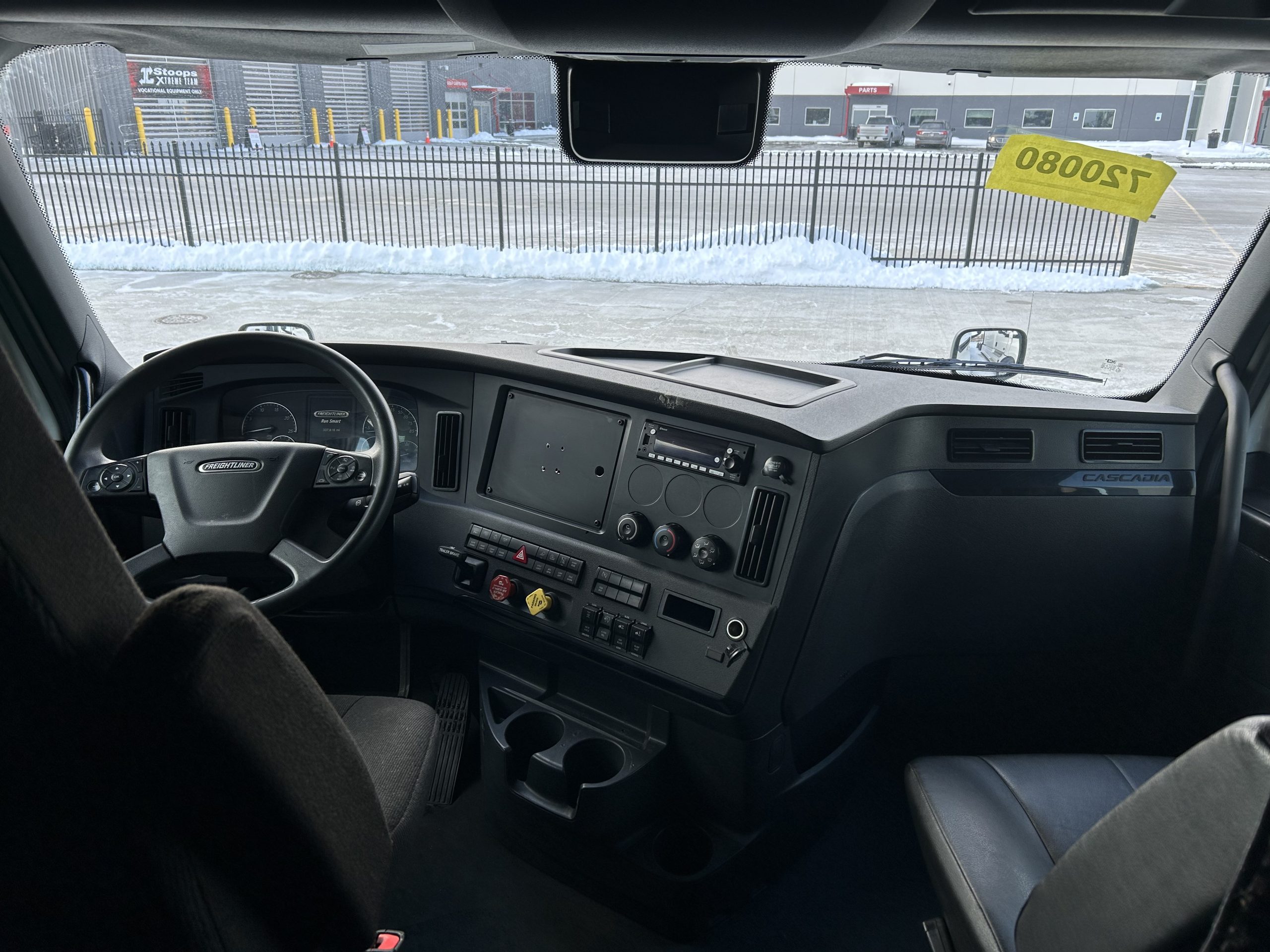 2023 Freightliner PT126 - image 5 of 6