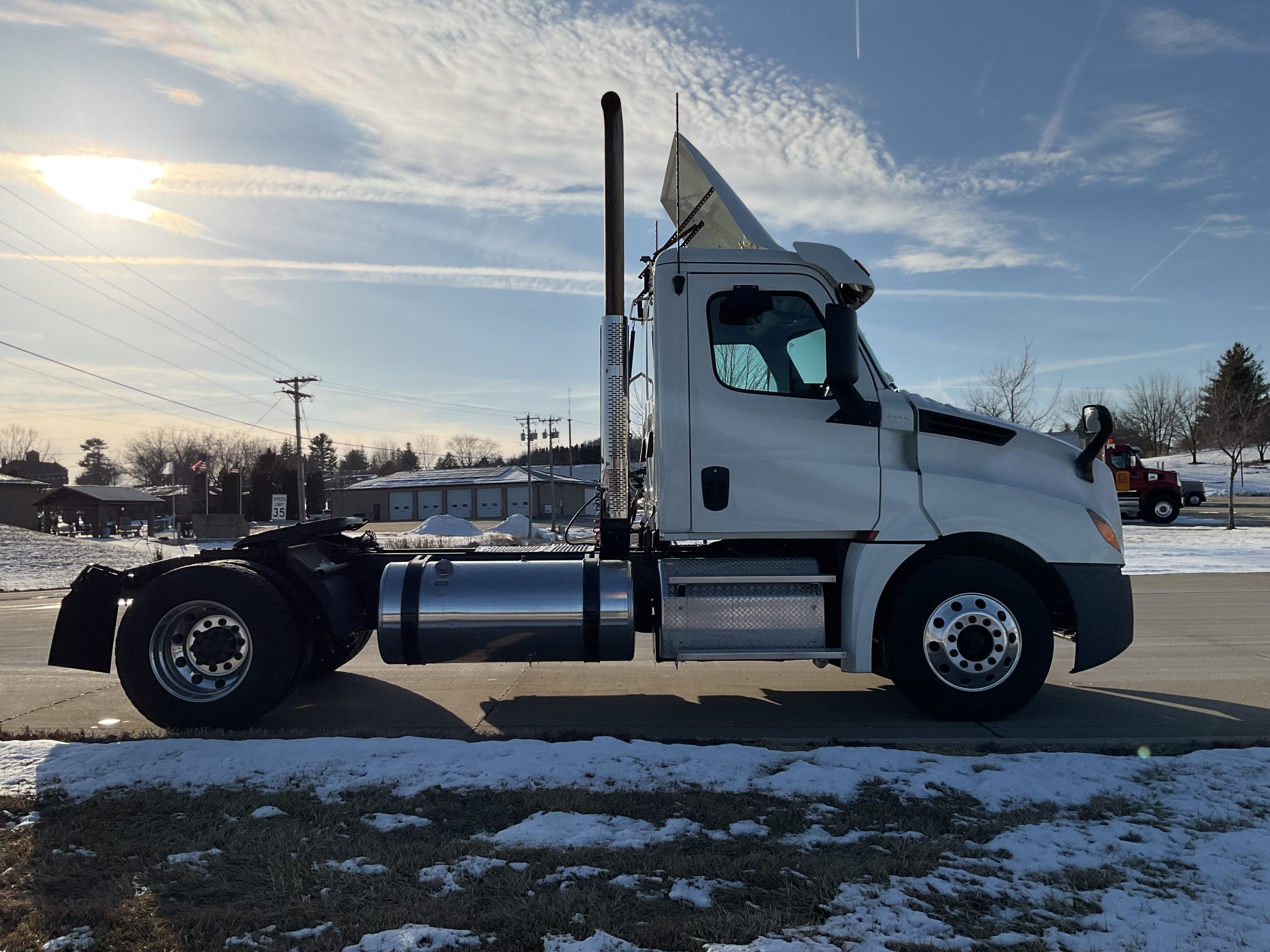2019 Freightliner - image 5