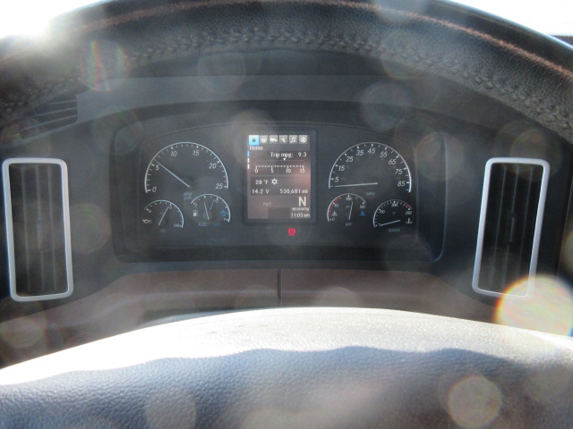 2023 Freightliner - image 6