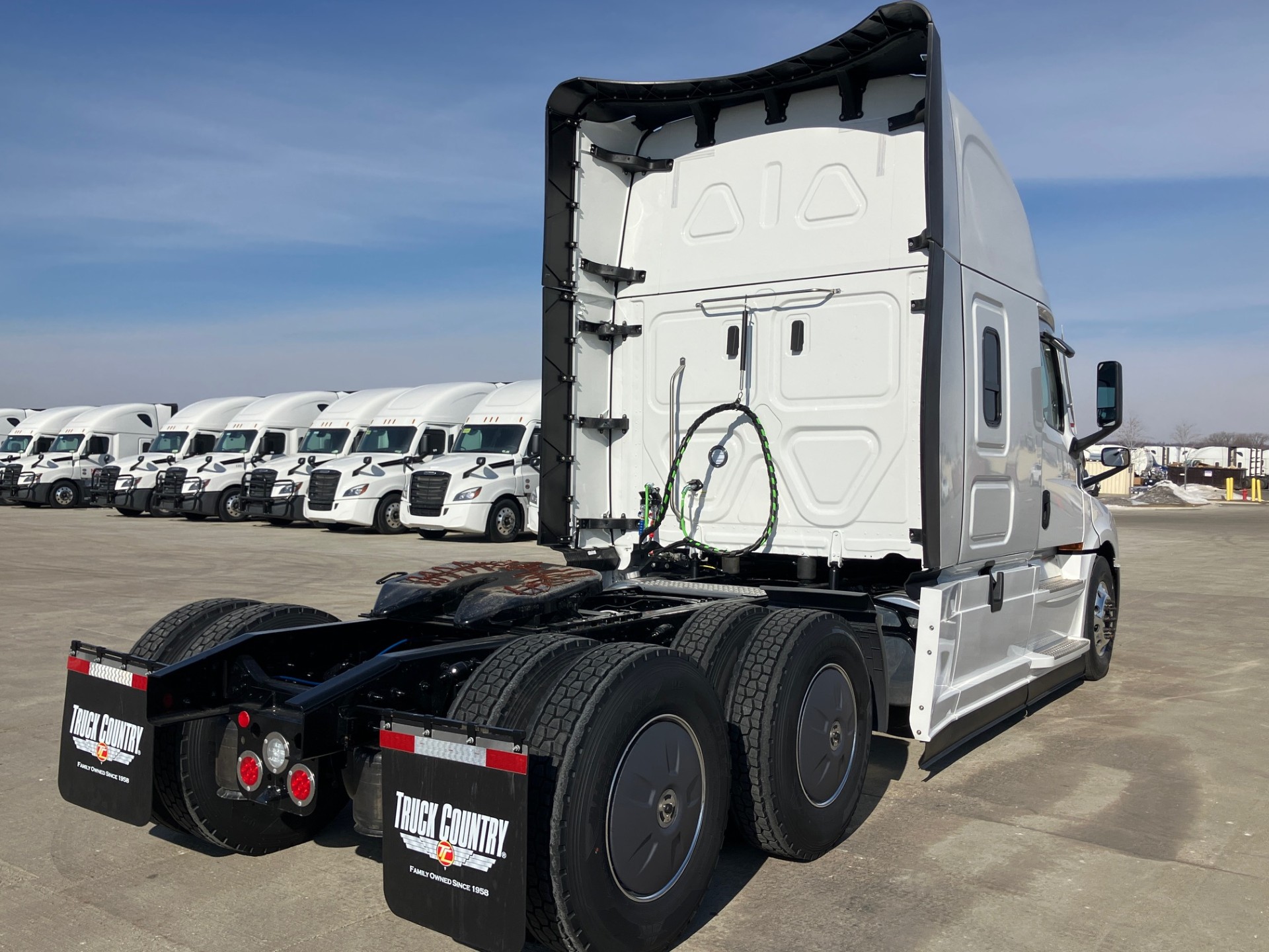 2027 Freightliner PT126SLP - image 1 of 6