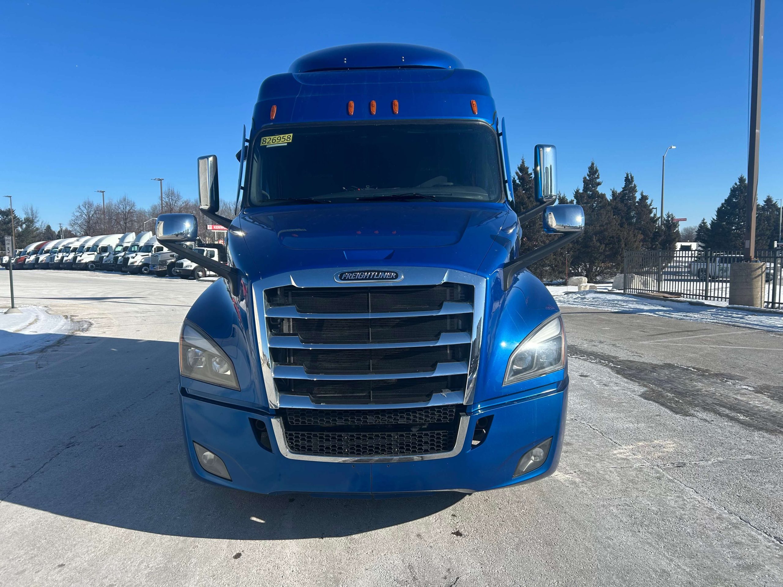 2024 Freightliner PT126SLP - image 2 of 6