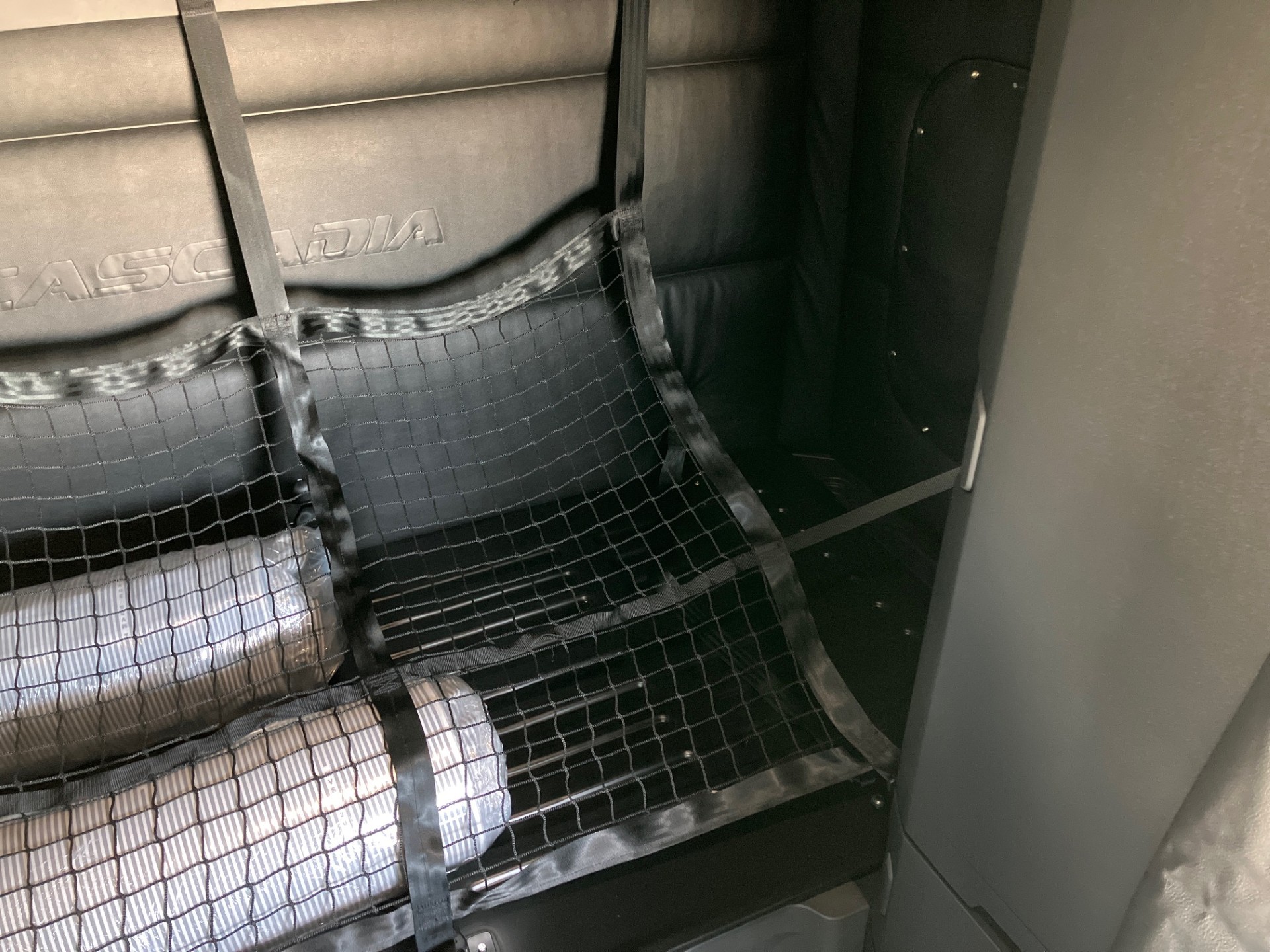 2027 Freightliner PT126SLP - image 4 of 6