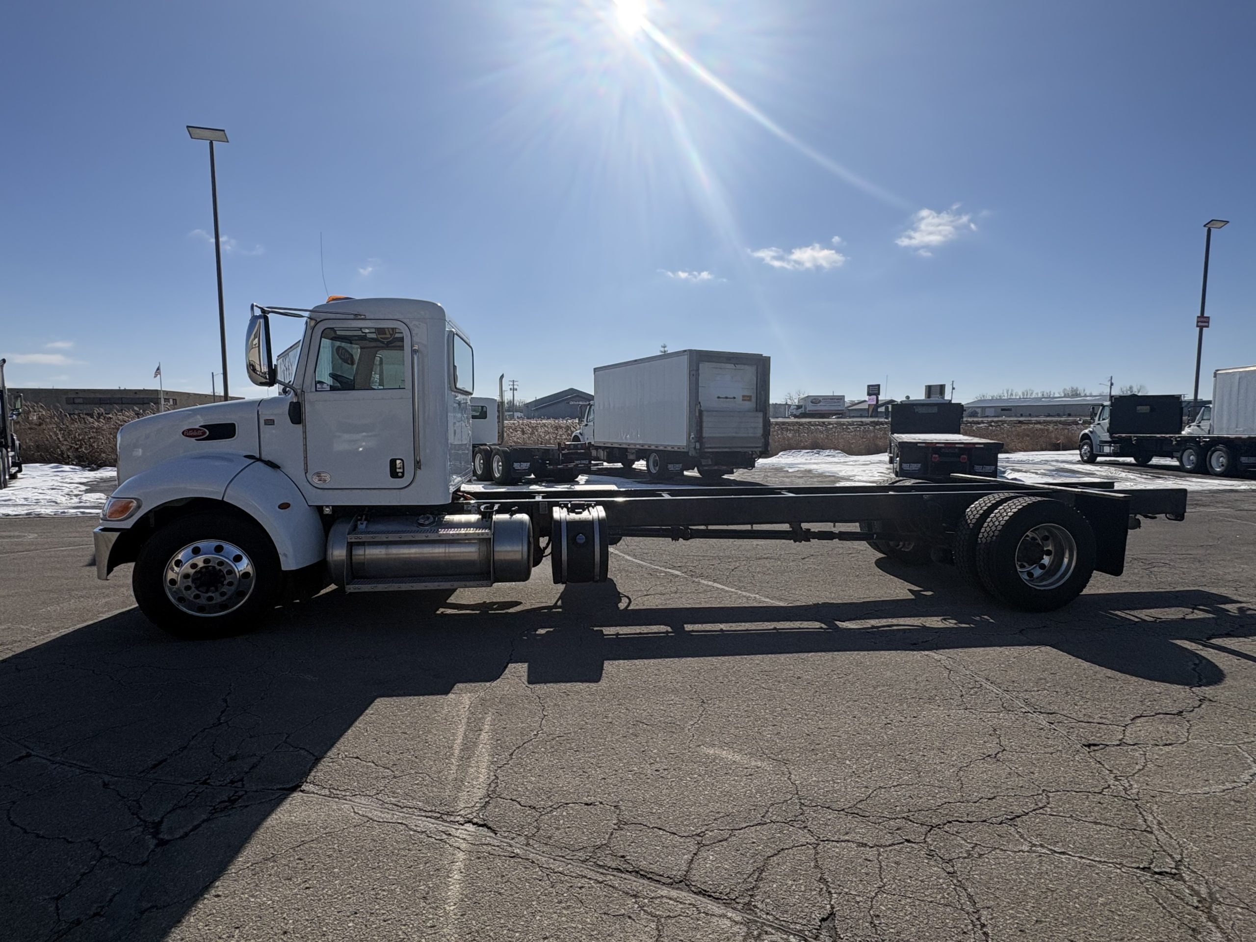 2021 Peterbilt - image 5