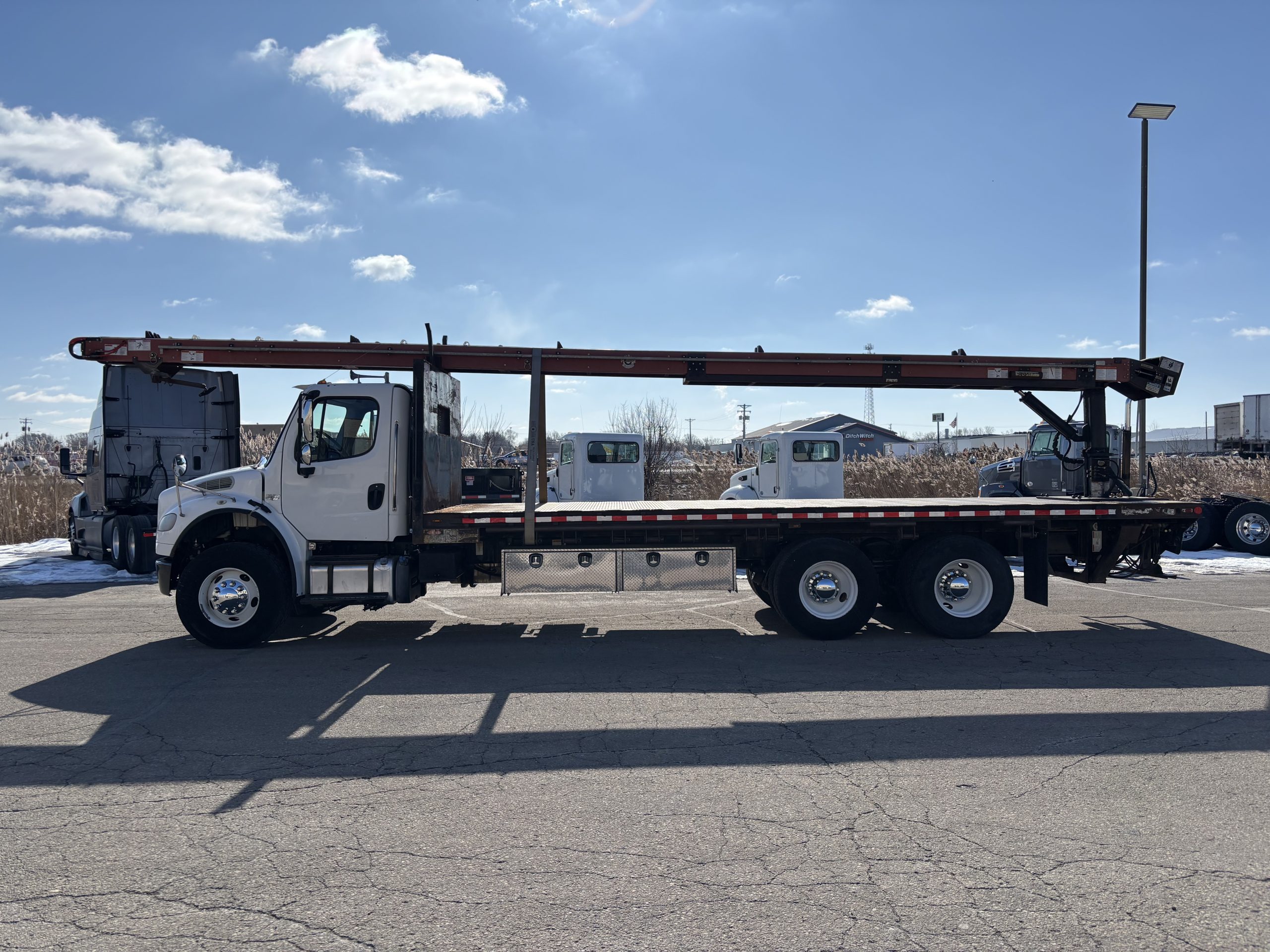 2015 Freightliner - image 5