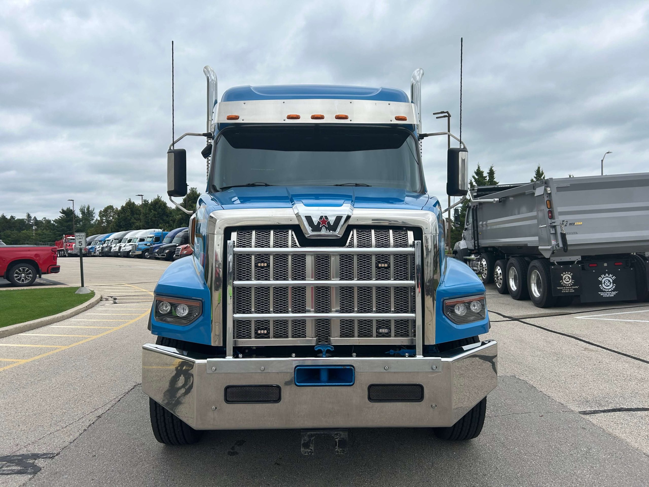 2024 Western Star 49X - image 2