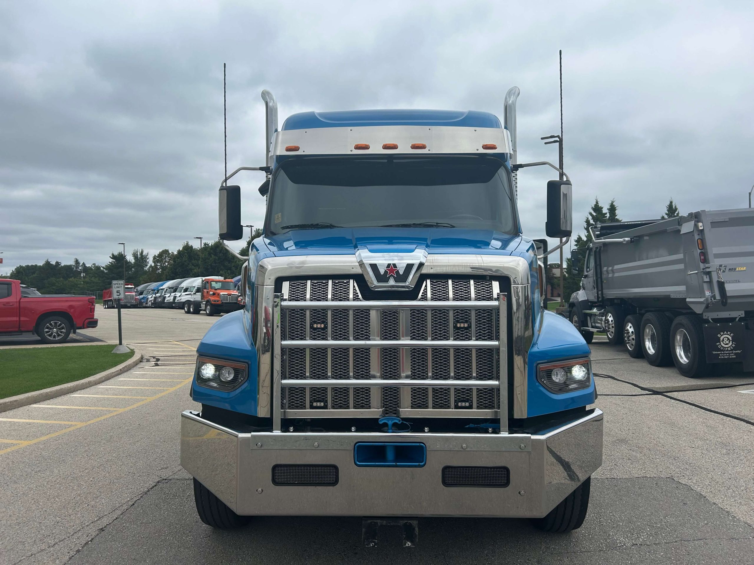 2024 Western Star 49X - image 2