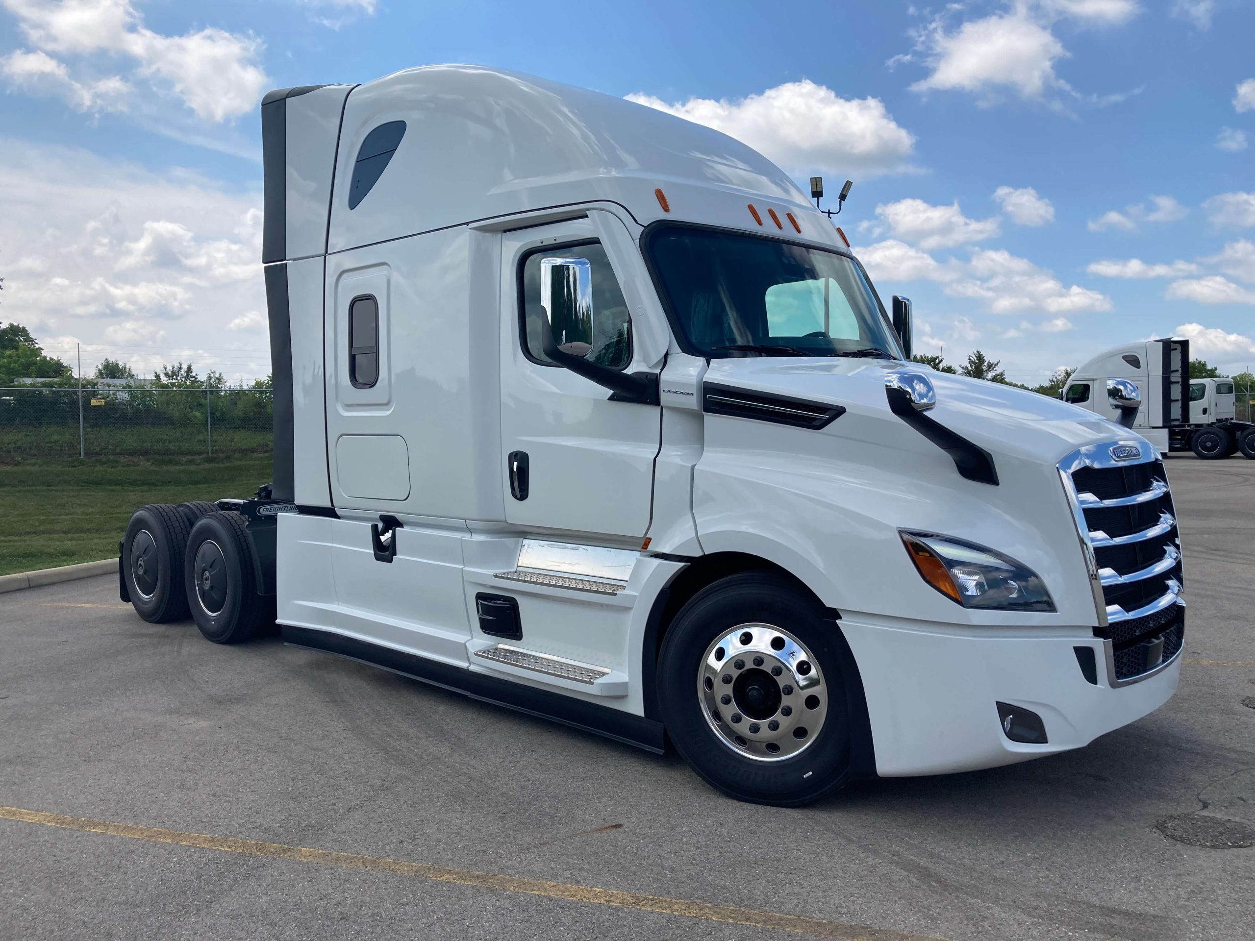 2026 Freightliner - image 3