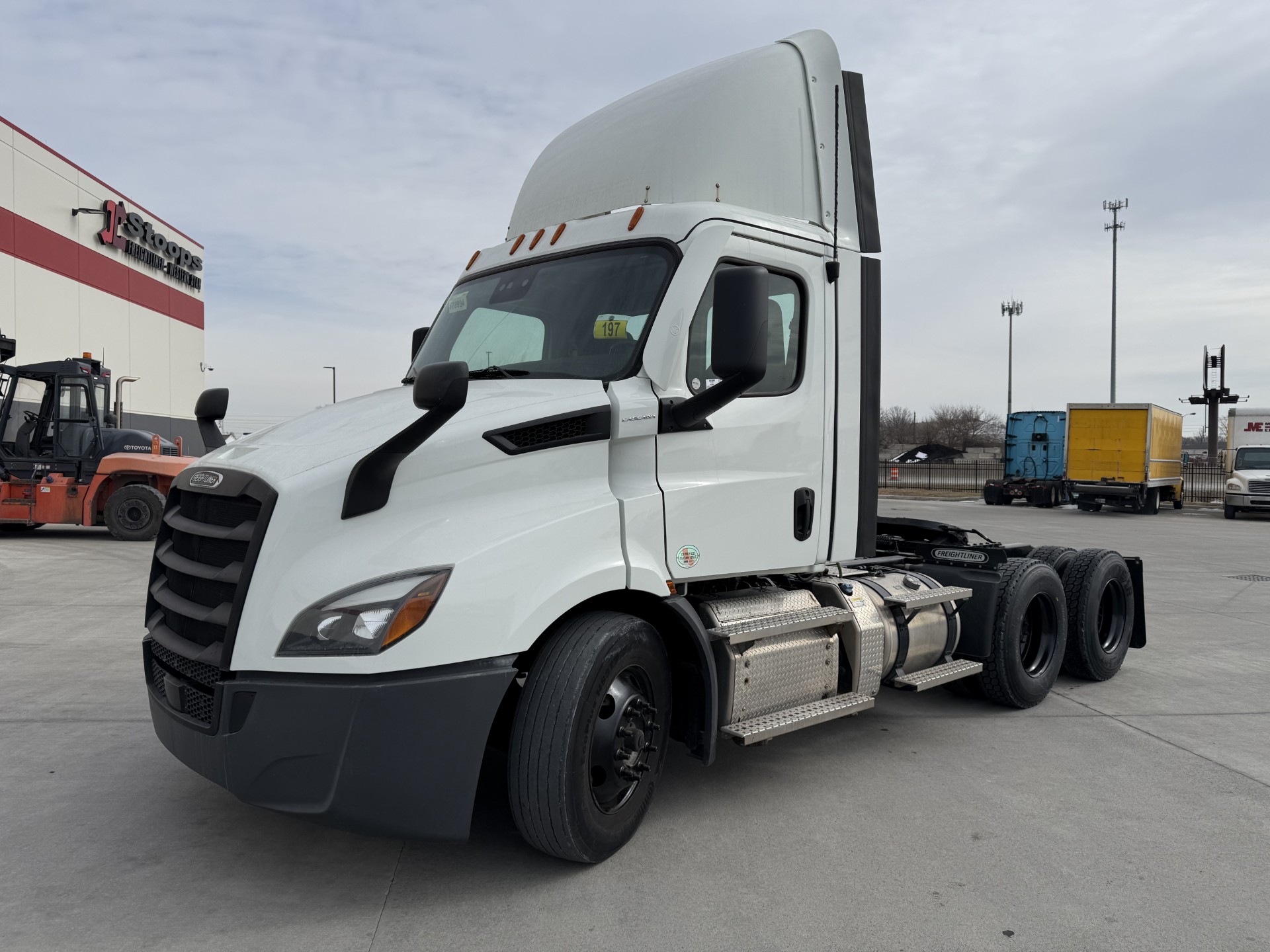 2021 Freightliner - image 1