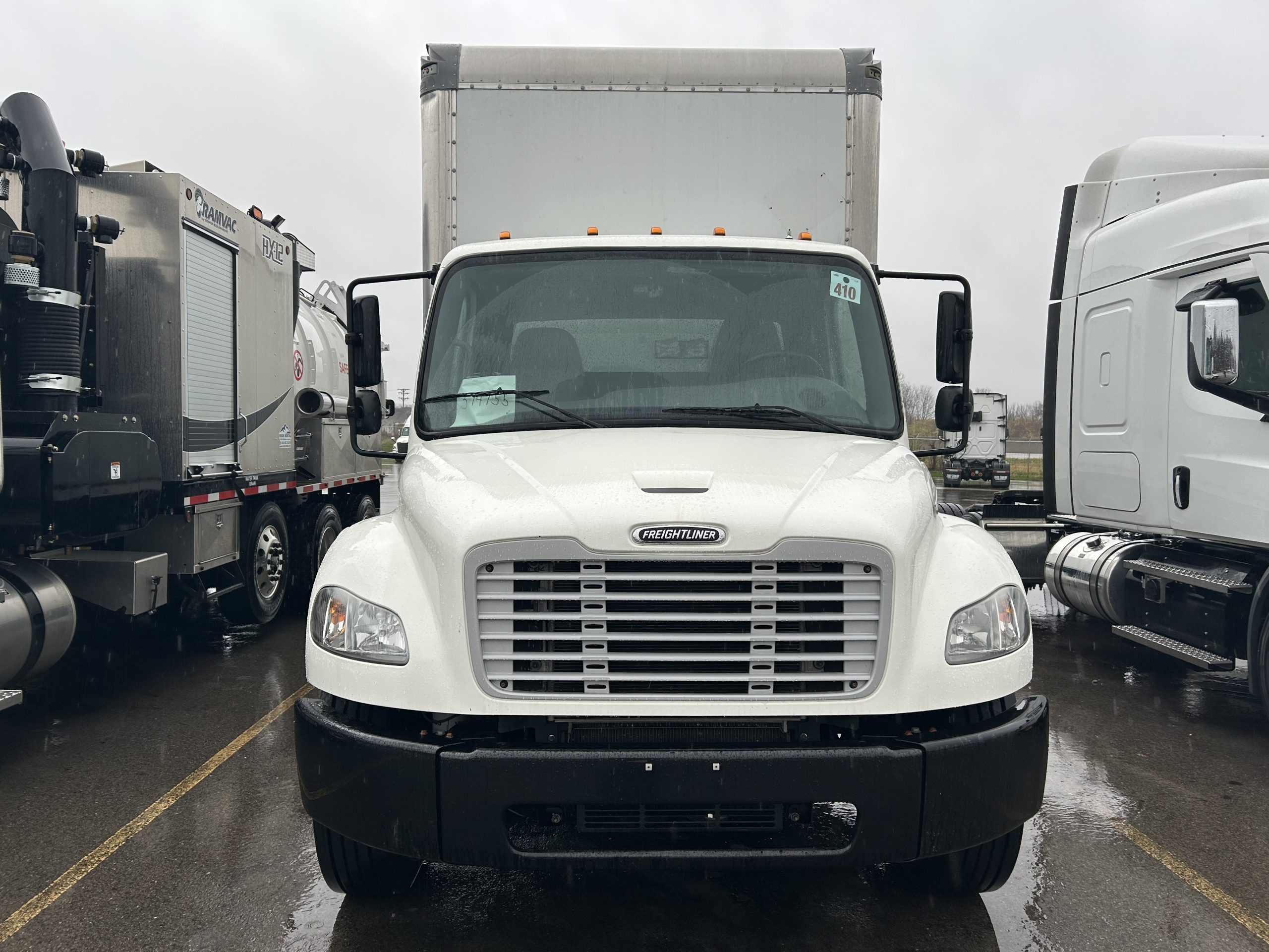 2021 Freightliner M2 106 - image 2