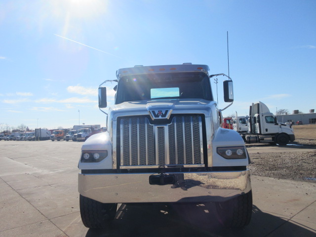 2027 Western Star 49X - image 2 of 6