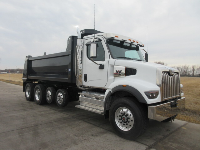 2026 Western Star 47X 2026 Western Star 47X - image 3 of 6