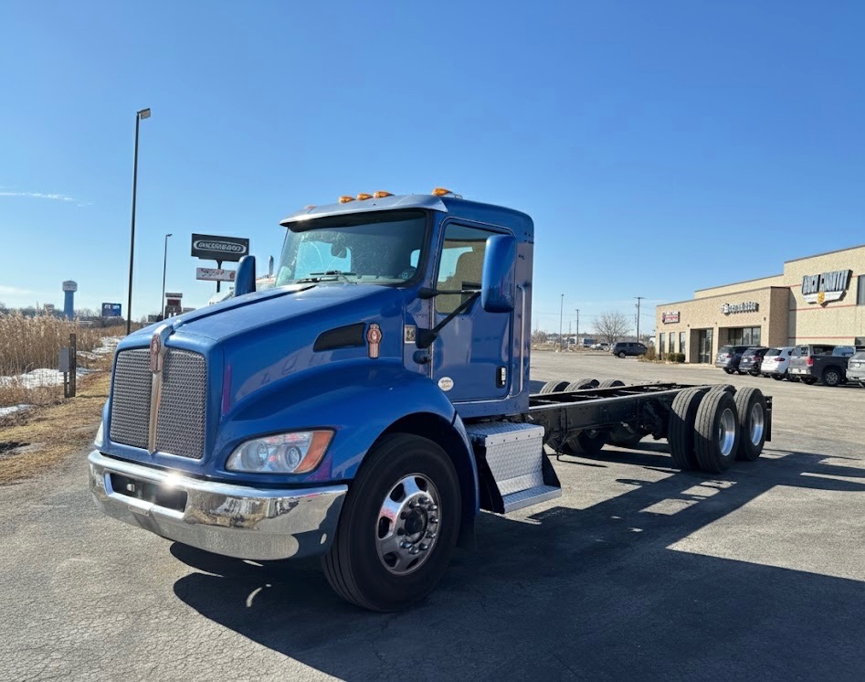 2019 Kenworth T370 - image 1 of 1