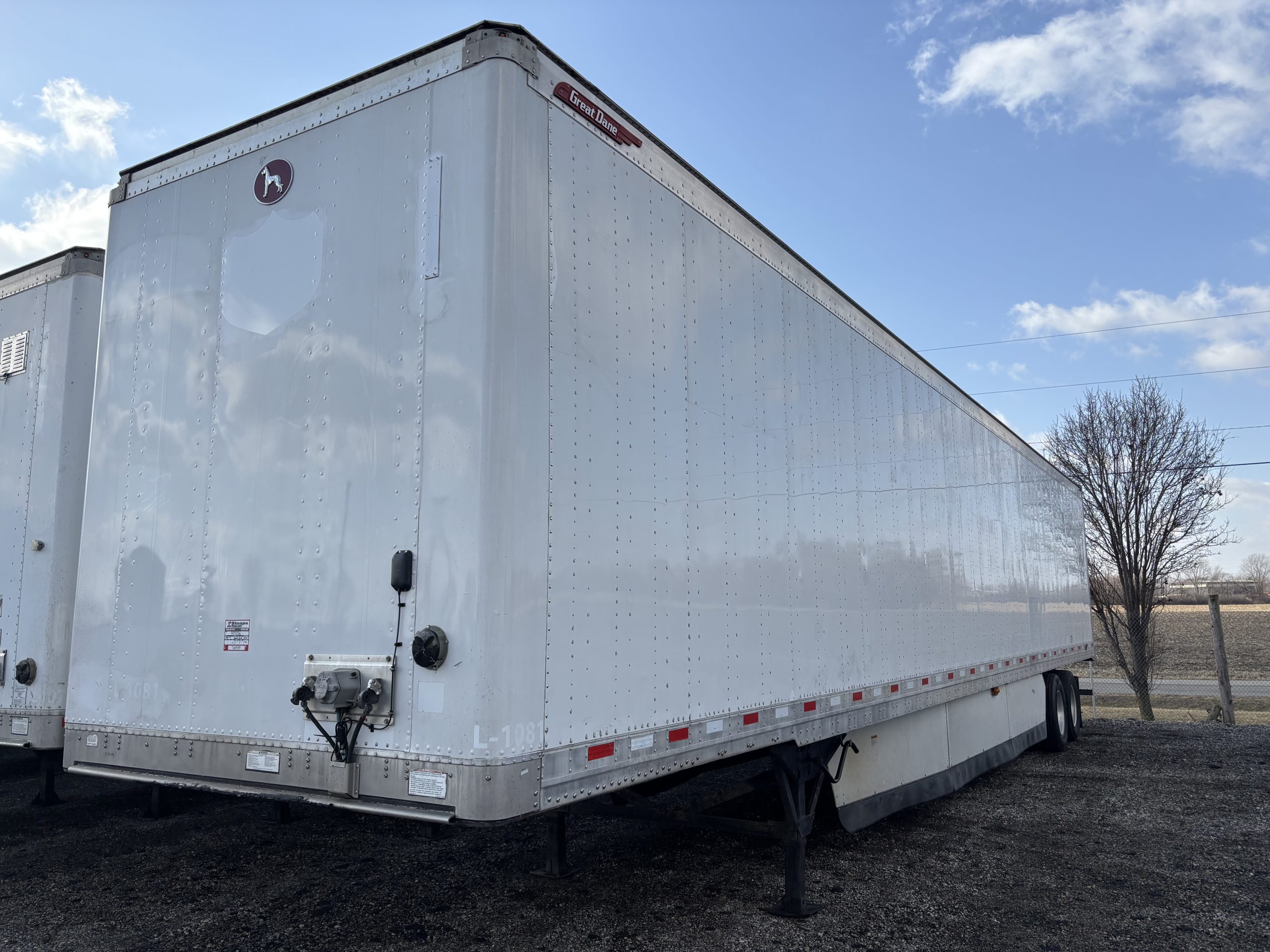 2017 Great Dane COMPOSITE 2017 Great Dane COMPOSITE - image 1 of 6