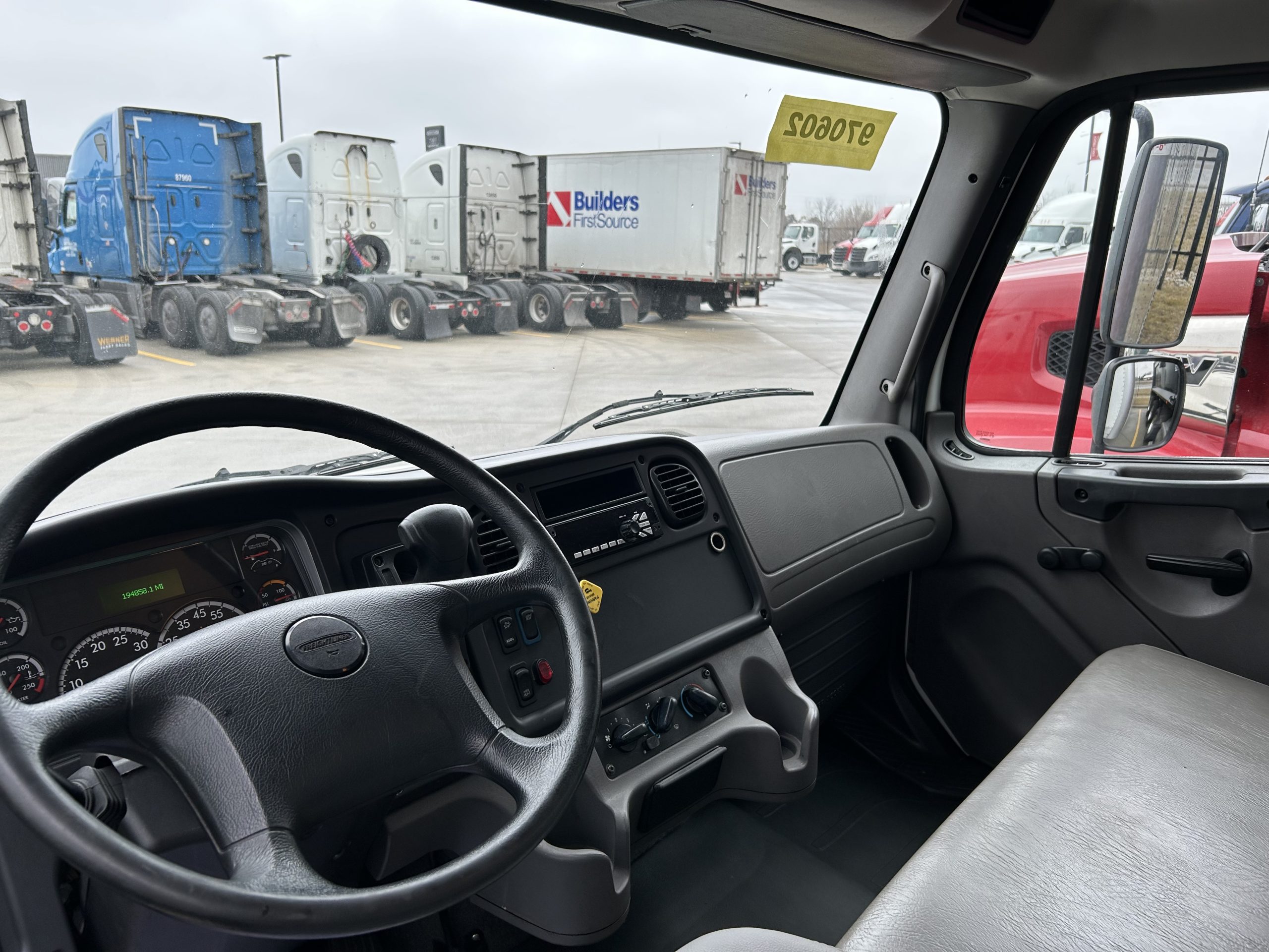 2021 Freightliner M2 106 - image 5