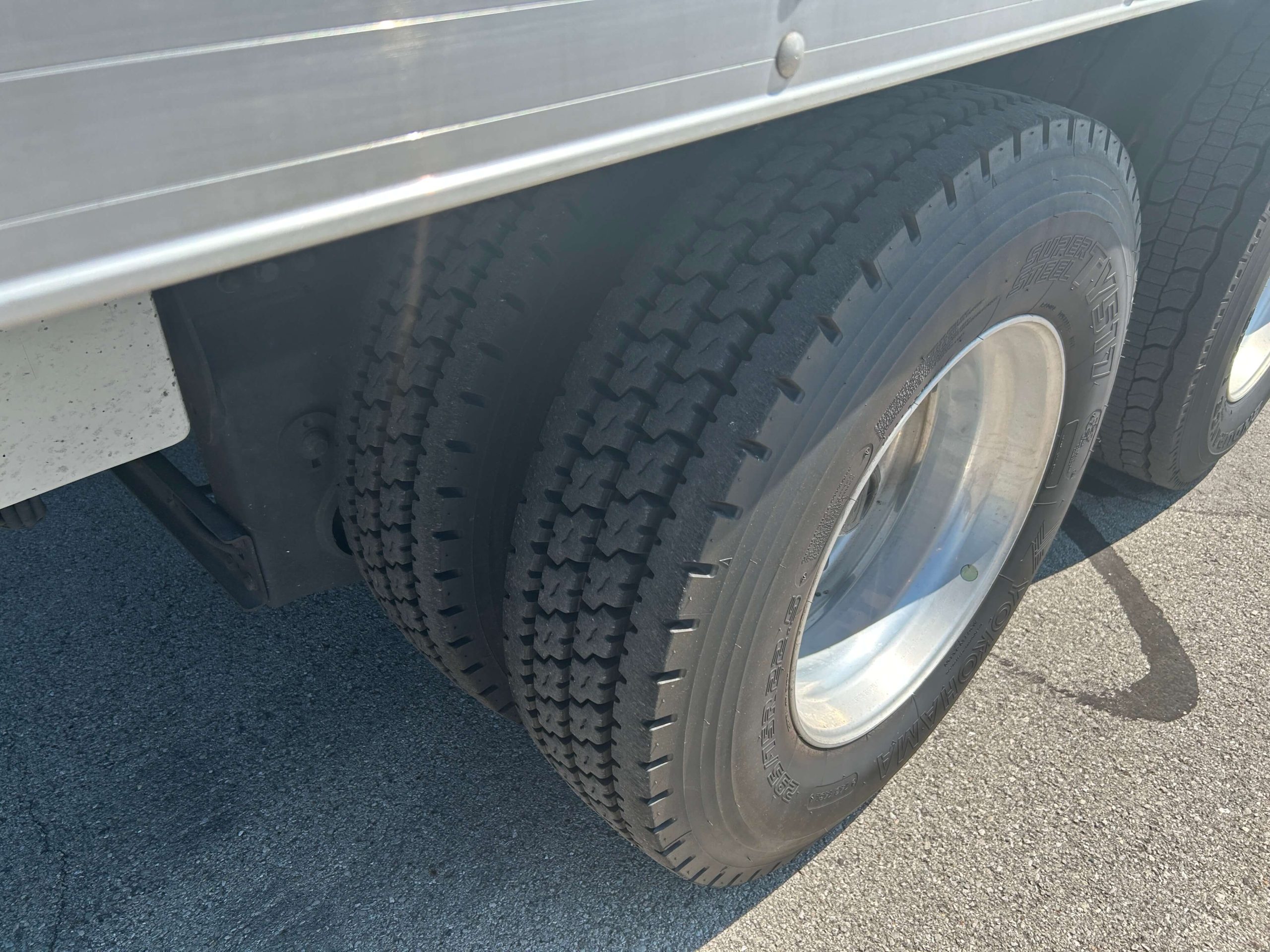 2016 Freightliner CA113 068Rf00000afXUr 2016 Freightliner CA113 068Rf00000afXUr