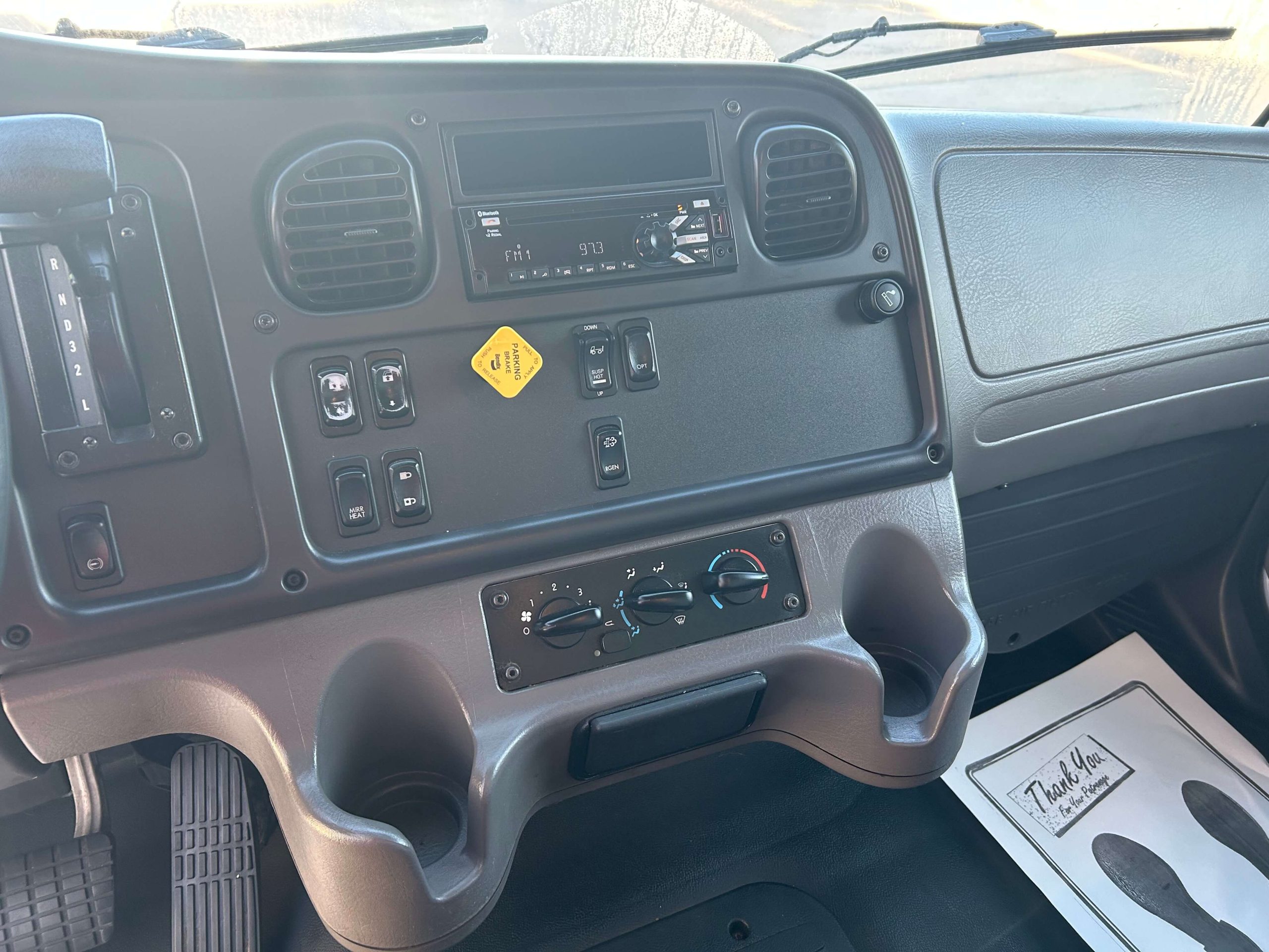 2018 Freightliner M2 106 - image 6