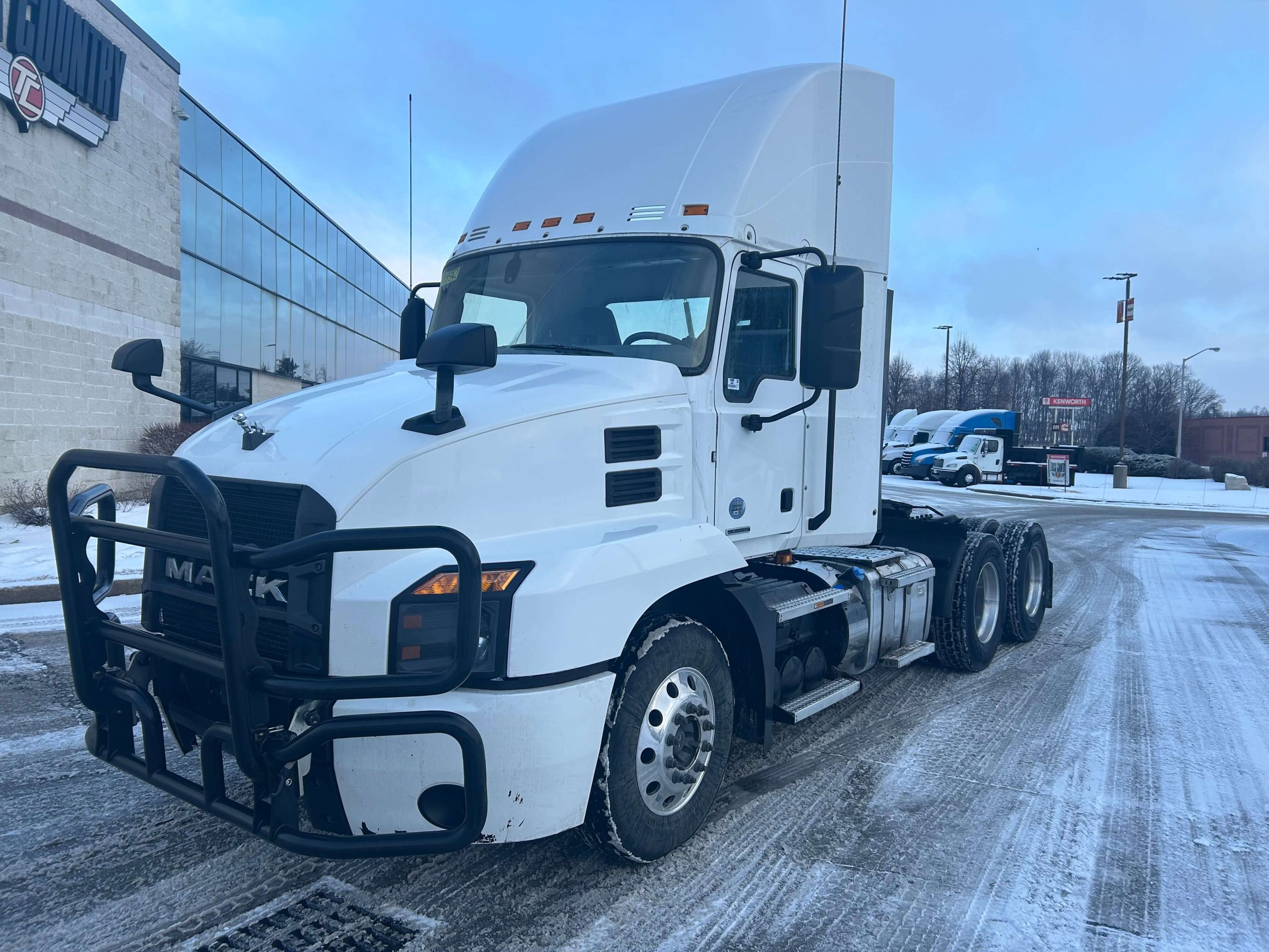 2019 MACK GRANITE MHD - image 1 of 6