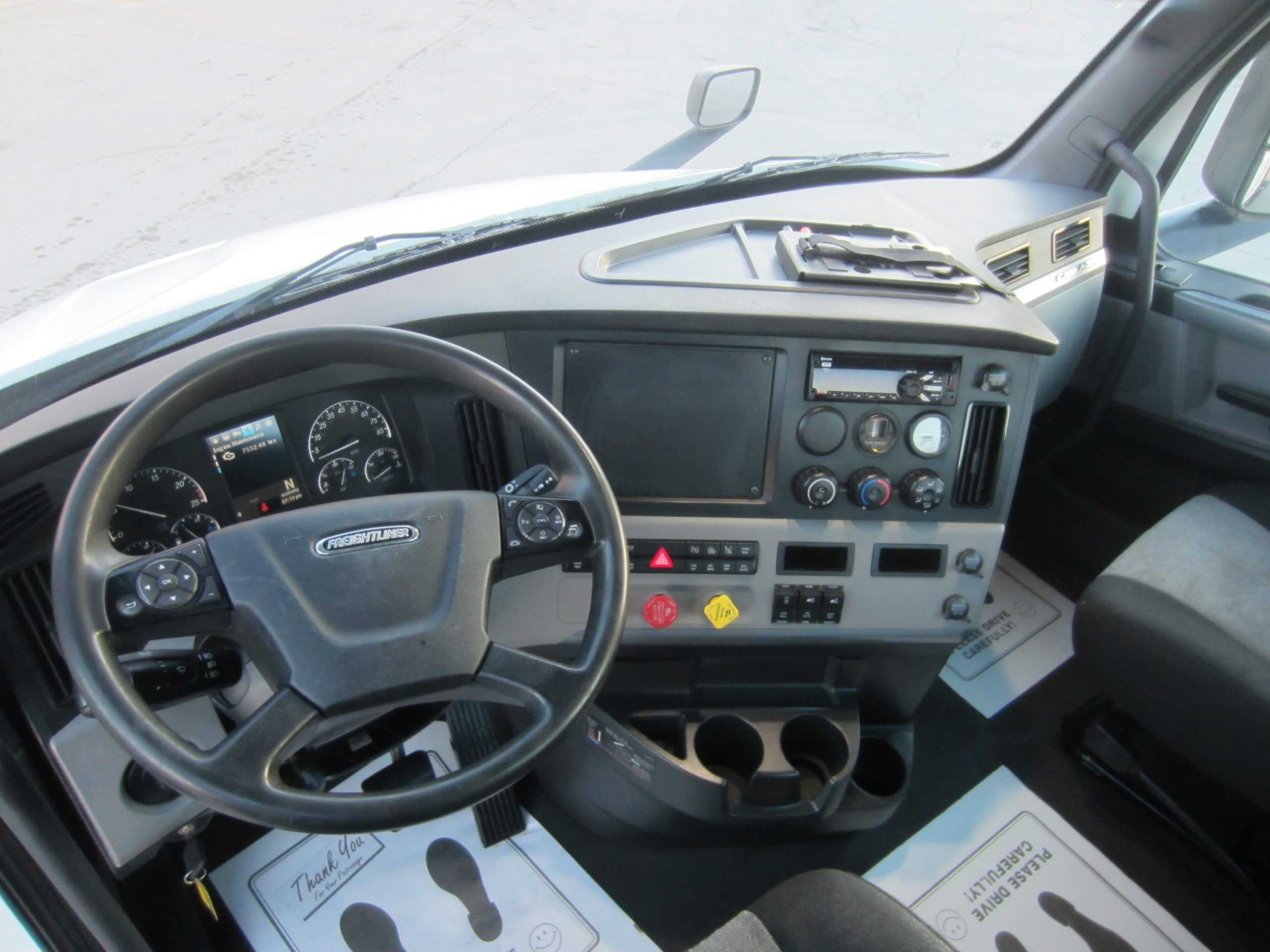 2021 Freightliner - image 5