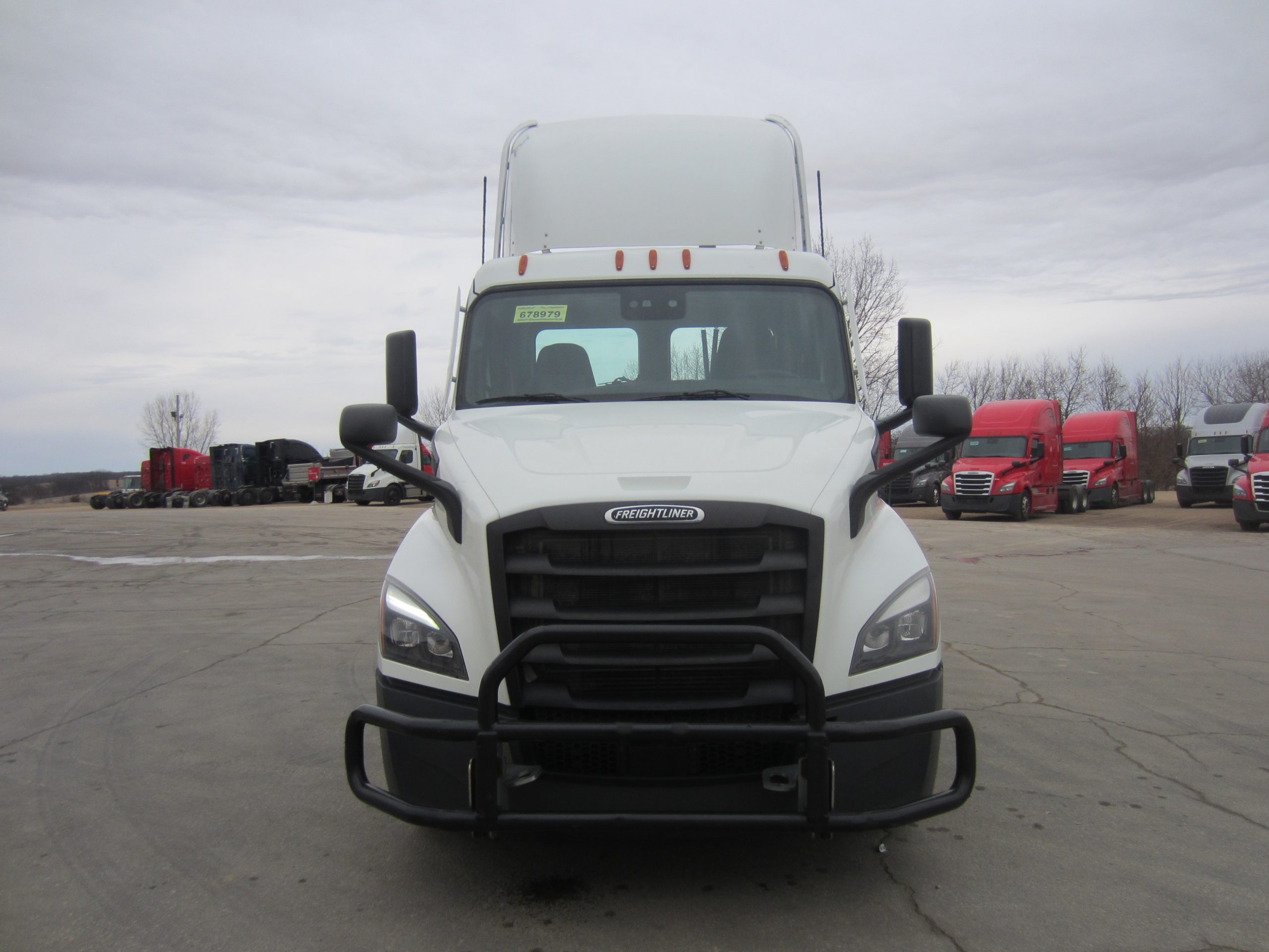 2021 Freightliner - image 2