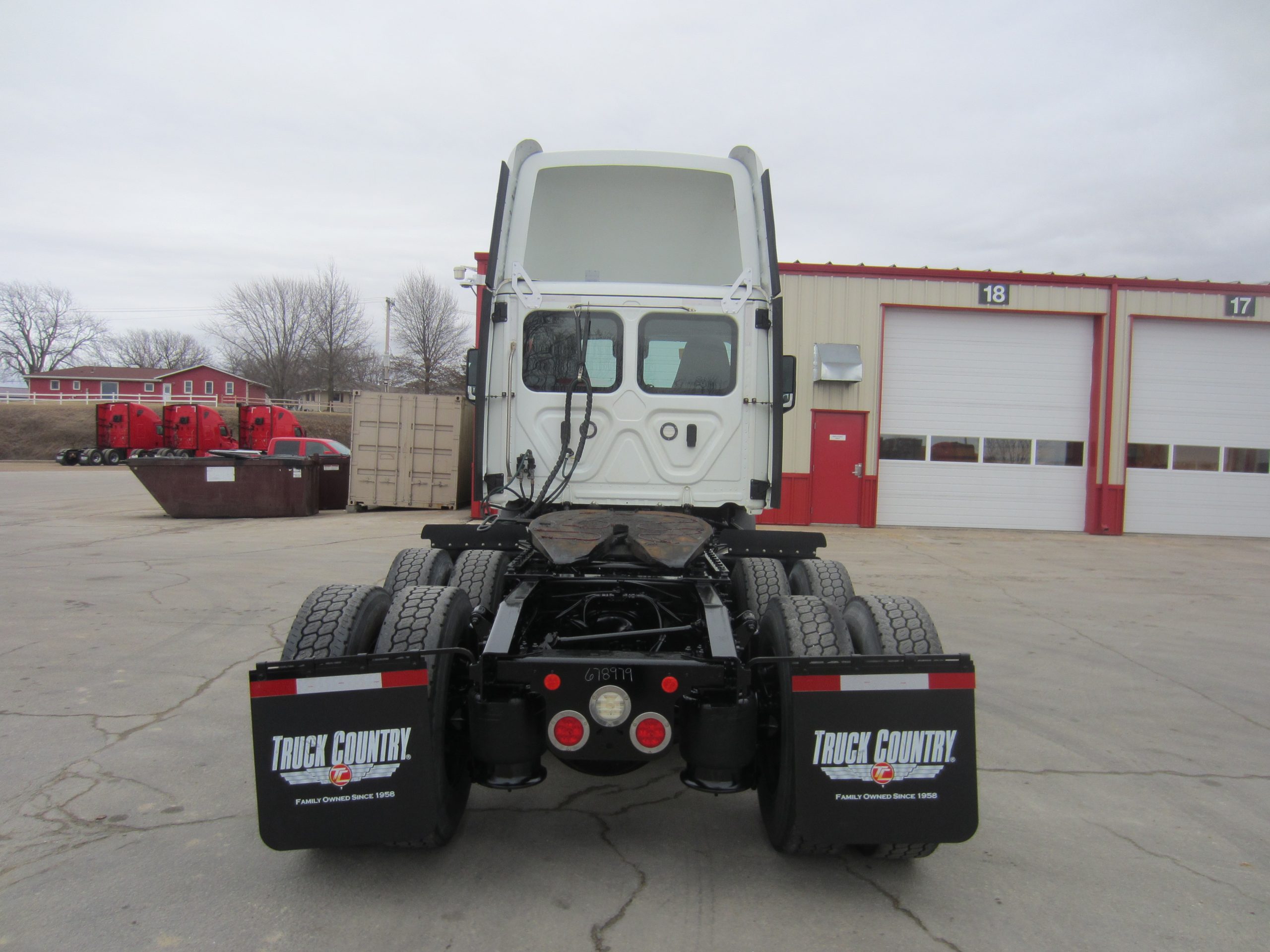 2021 Freightliner - image 4