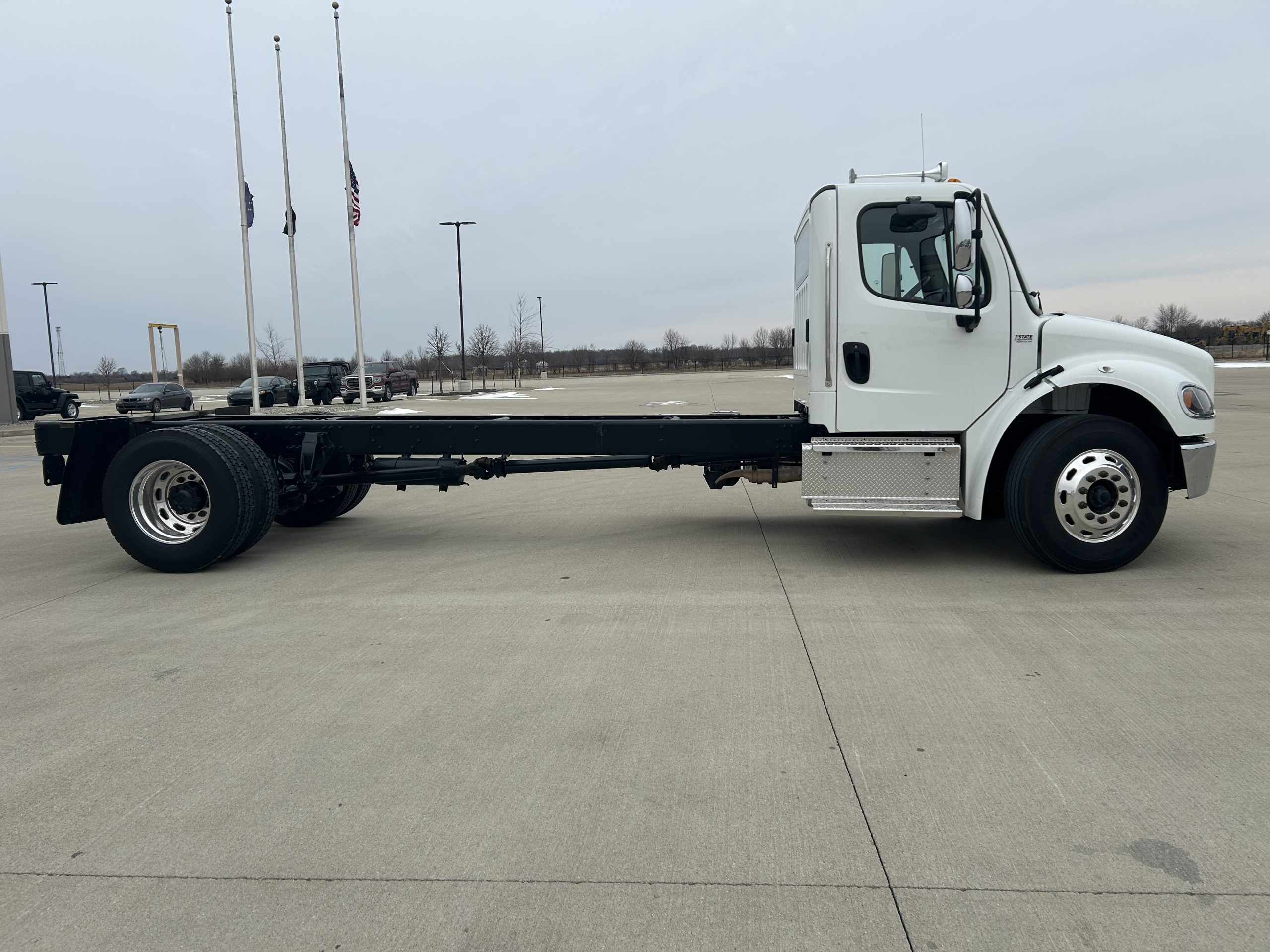 2023 Freightliner M2 106 068Rf00000atzpP 2023 Freightliner M2 106 068Rf00000atzpP