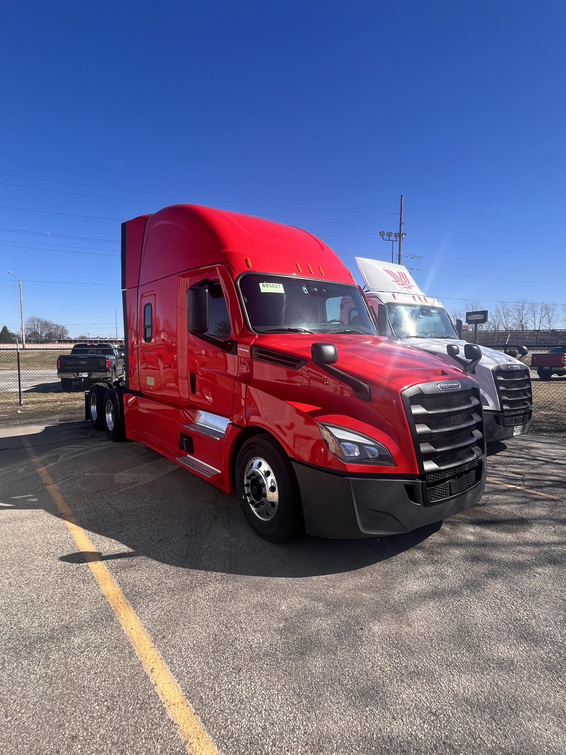 2021 Freightliner - image 4